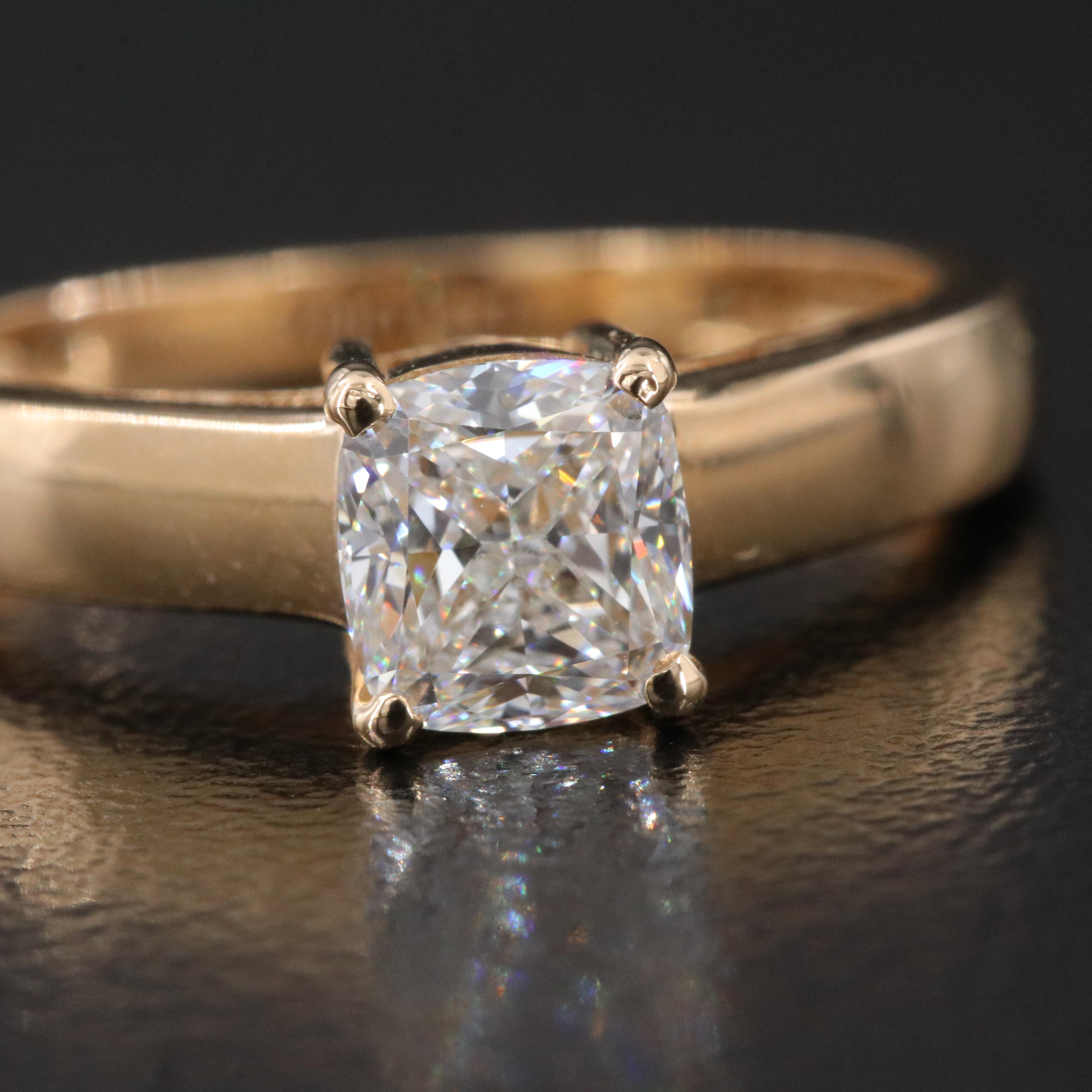 18K 1.01 CT Internally Flawless Diamond Solitaire Ring with GIA Report