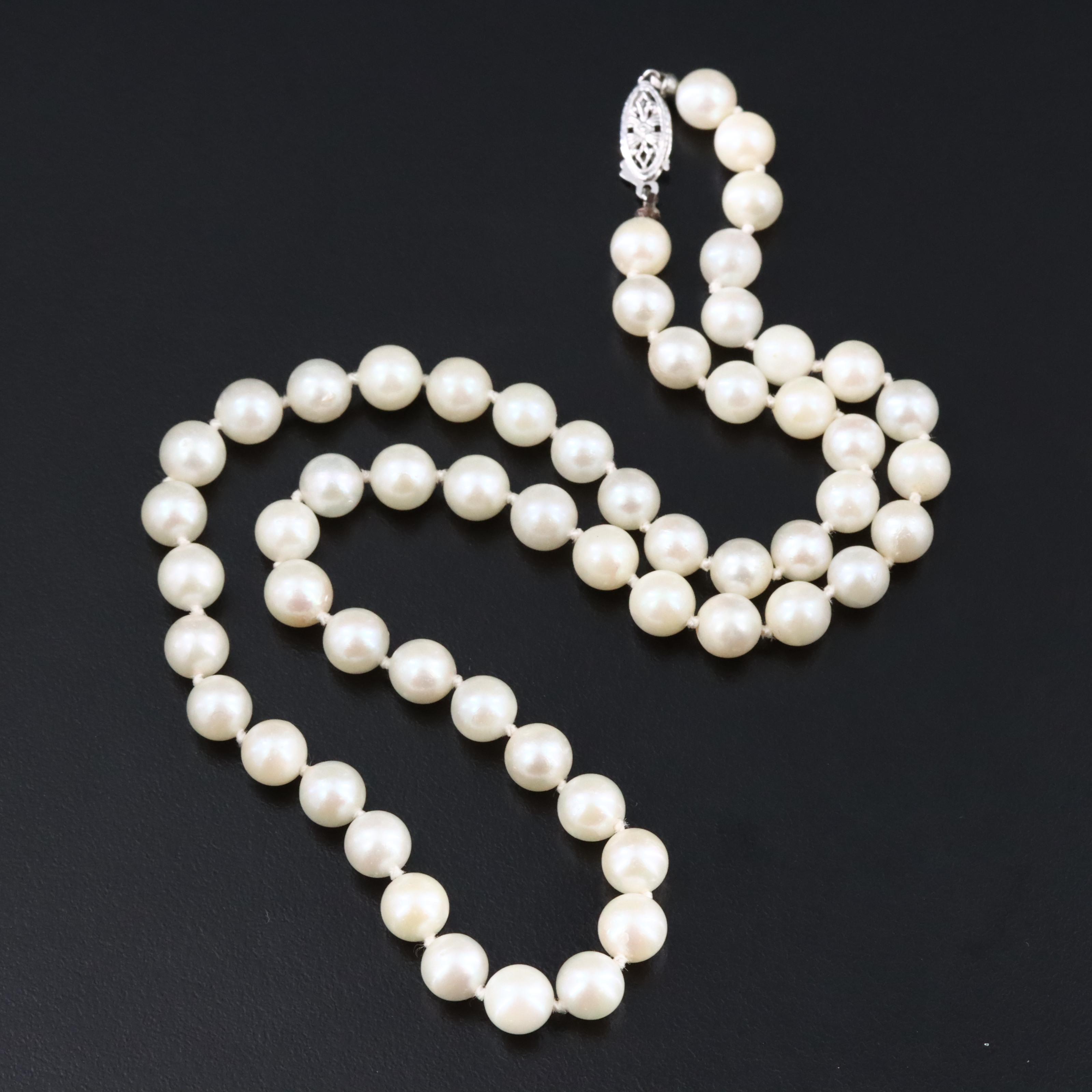 Pearl Necklace with 14K Clasp