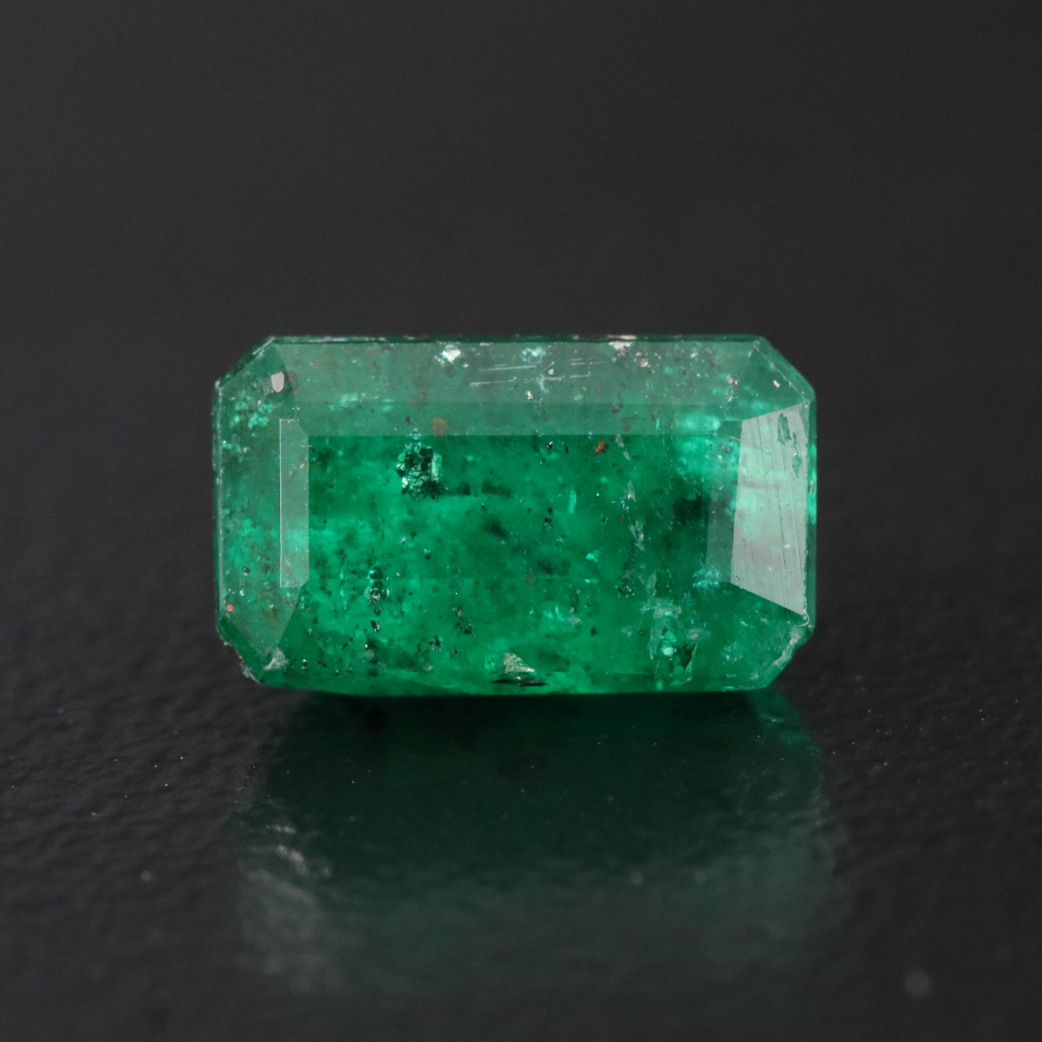 Loose 2.61 CT Emerald