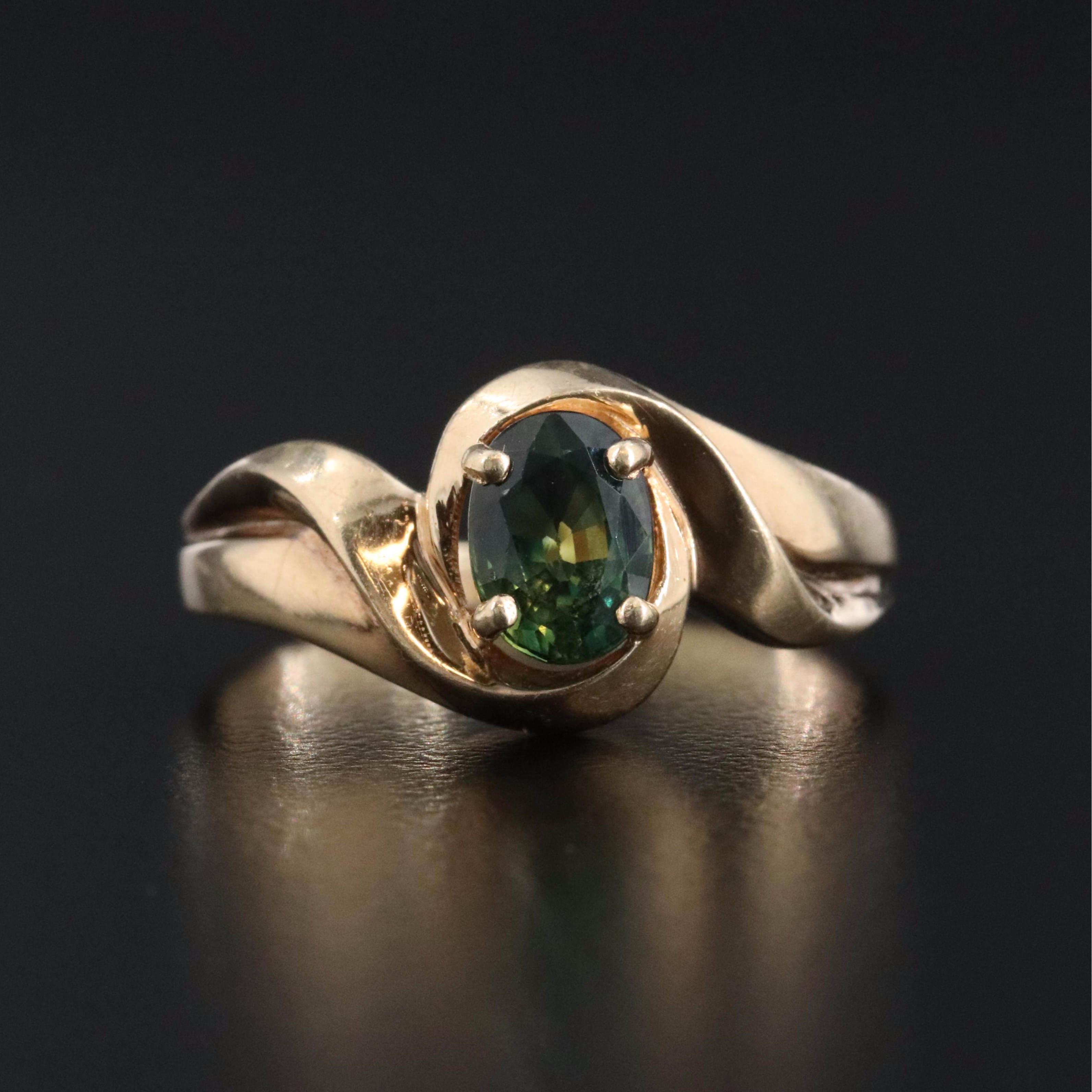 10K 1.00 CT Sapphire Bypass Ring