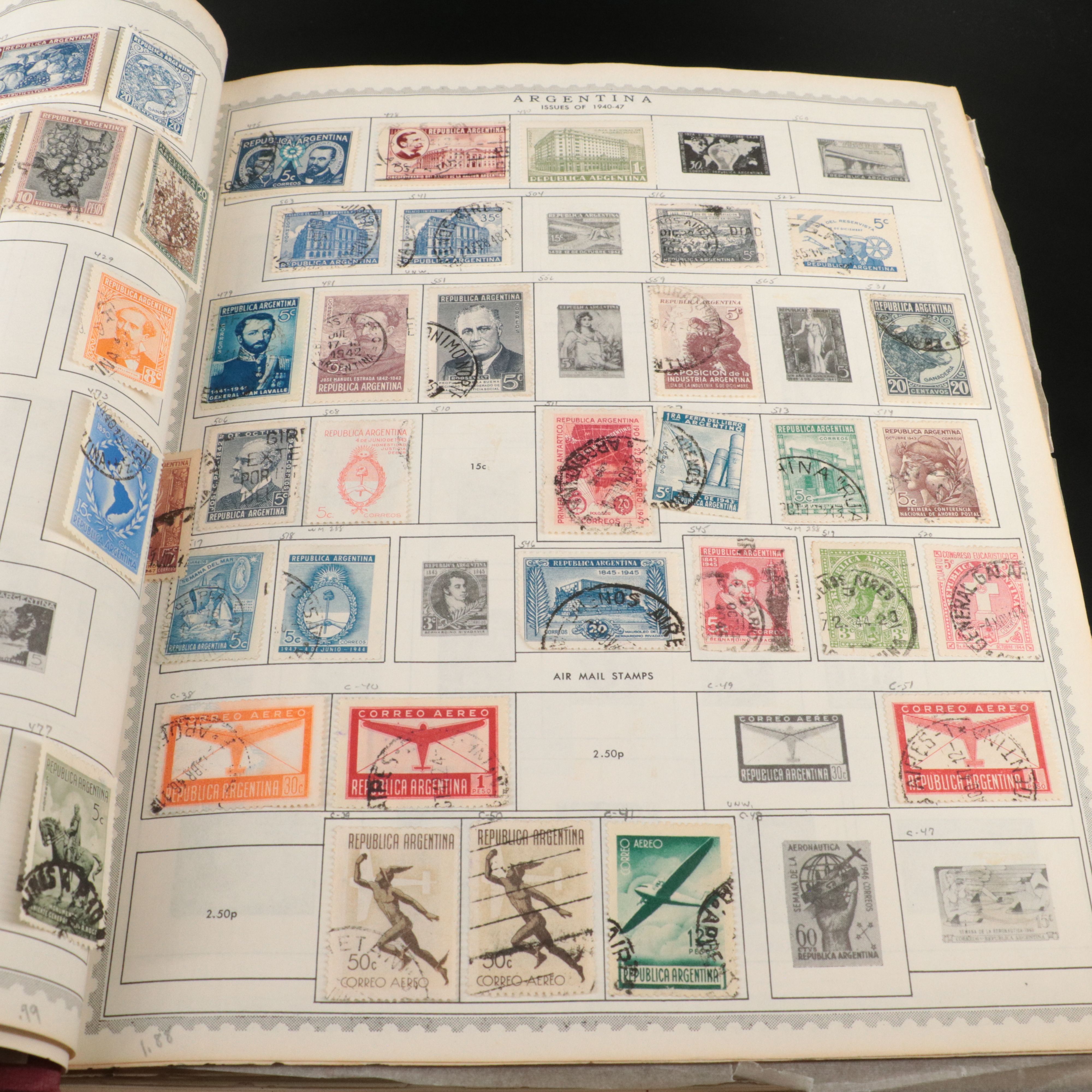 "The New World Wide Postage Stamp Album" Antique to Vintage World Stamps