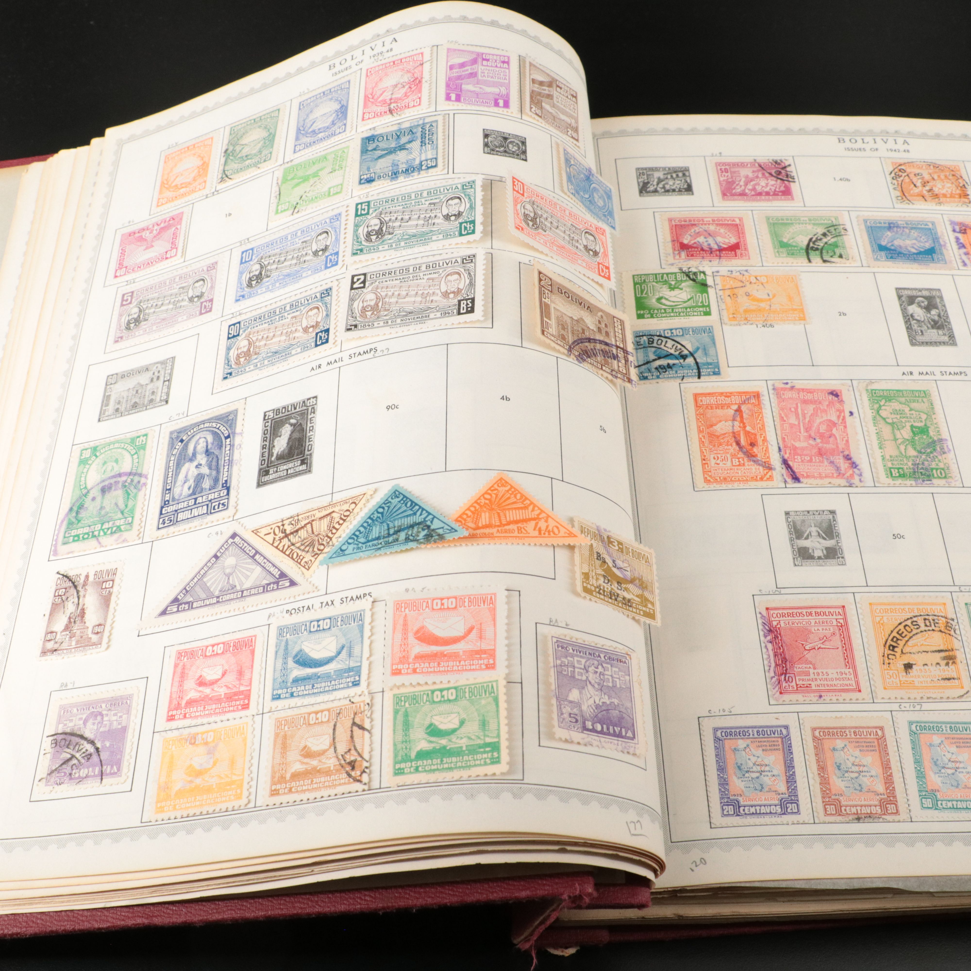 "The New World Wide Postage Stamp Album" Antique to Vintage World Stamps