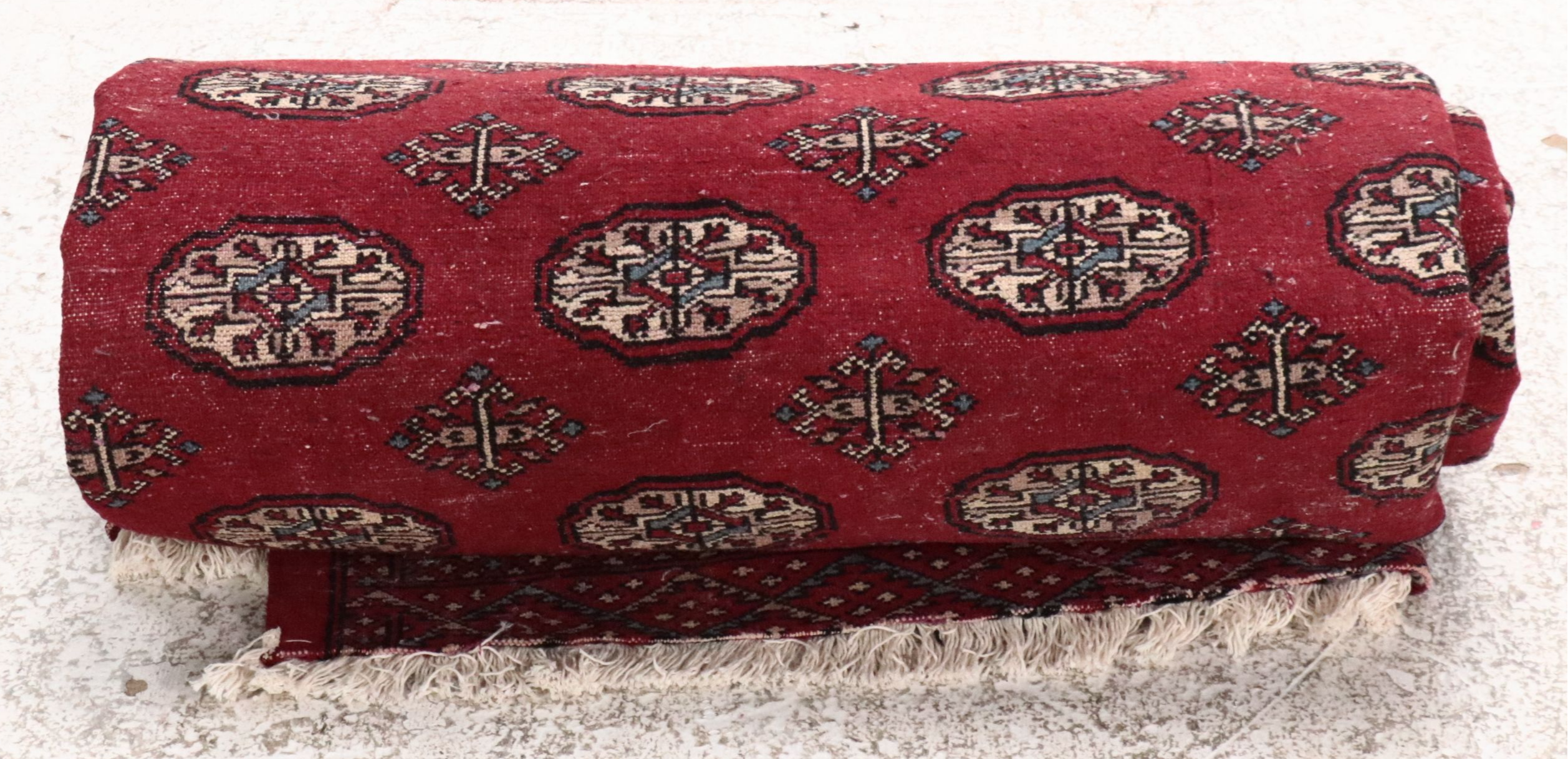 8'1 x 9'8 Hand-Knotted Pakistani Bokhara Area Rug