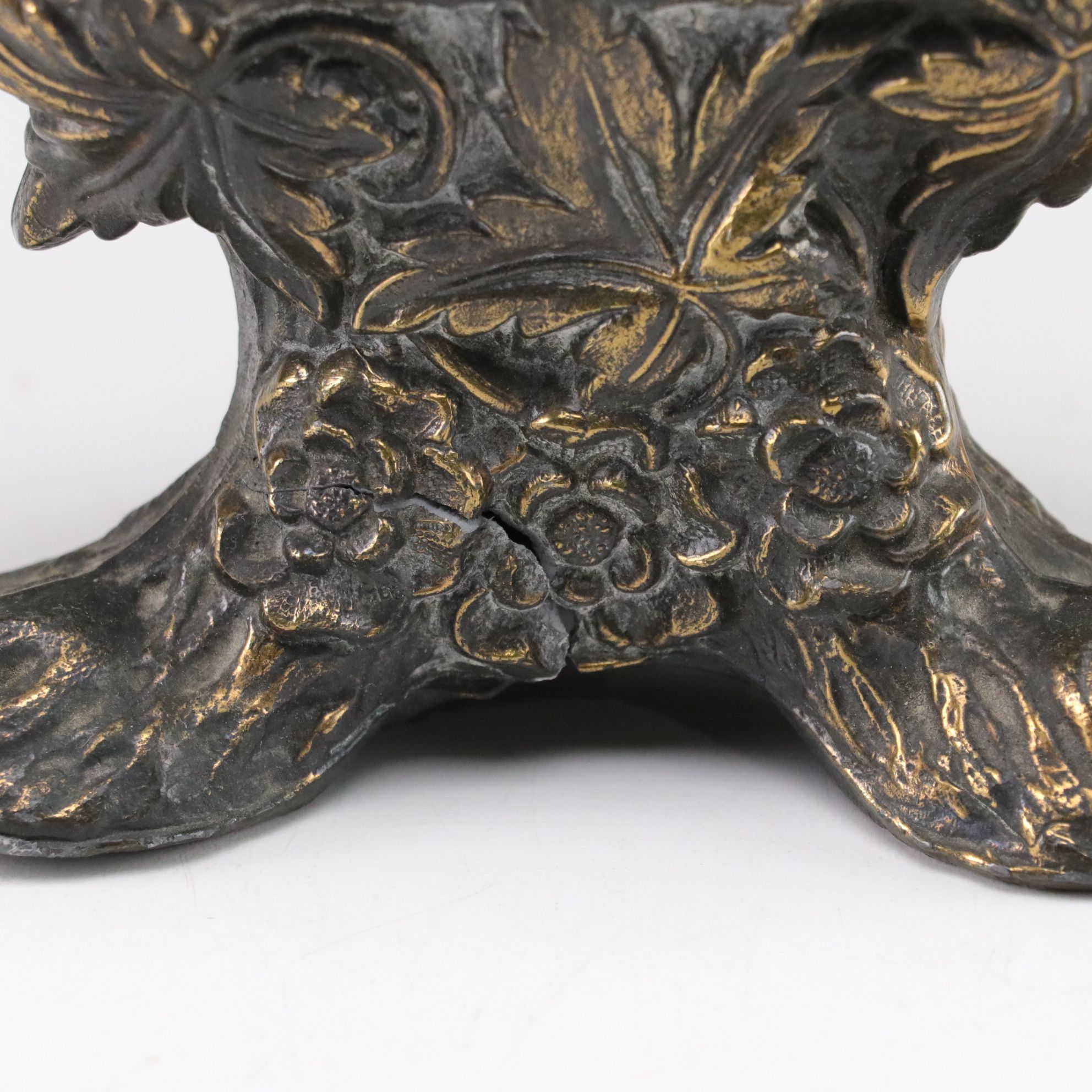 Animated Mechanical Insect Clock & More