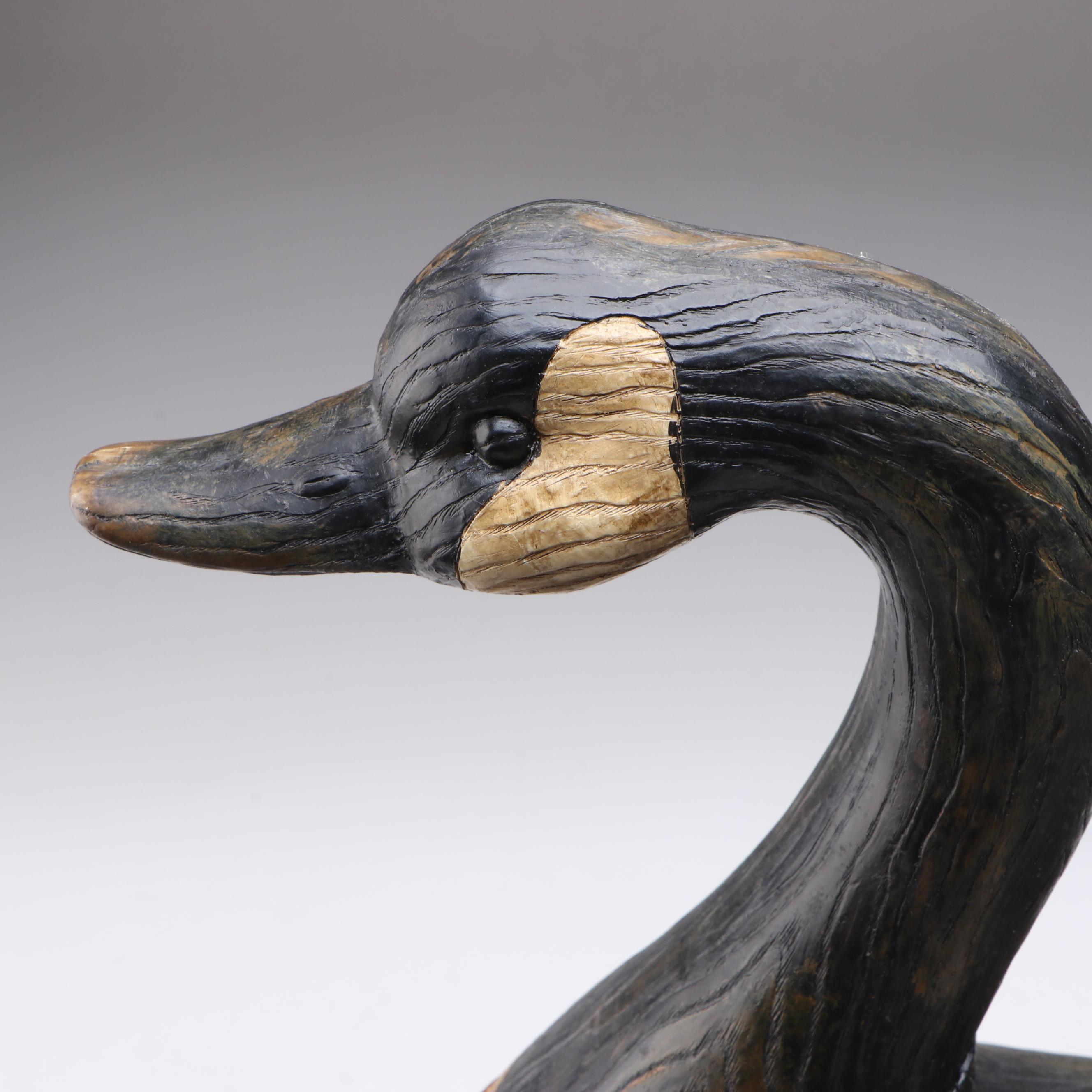 Antiqued Canadian Goose Rocking Chair | EBTH