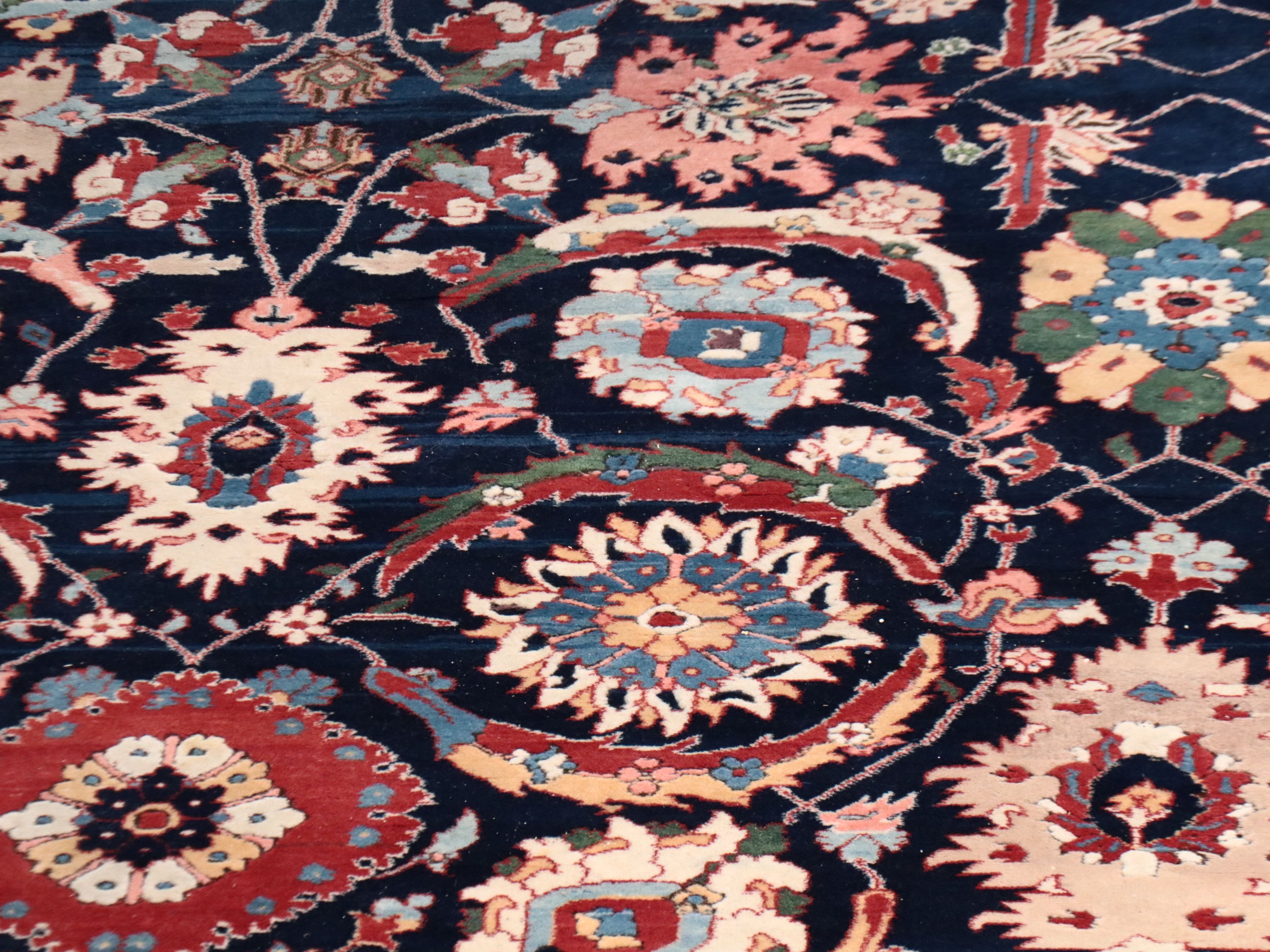 12'7 x 18'9 Hand-Knotted Persian Heriz Room Sized Rug