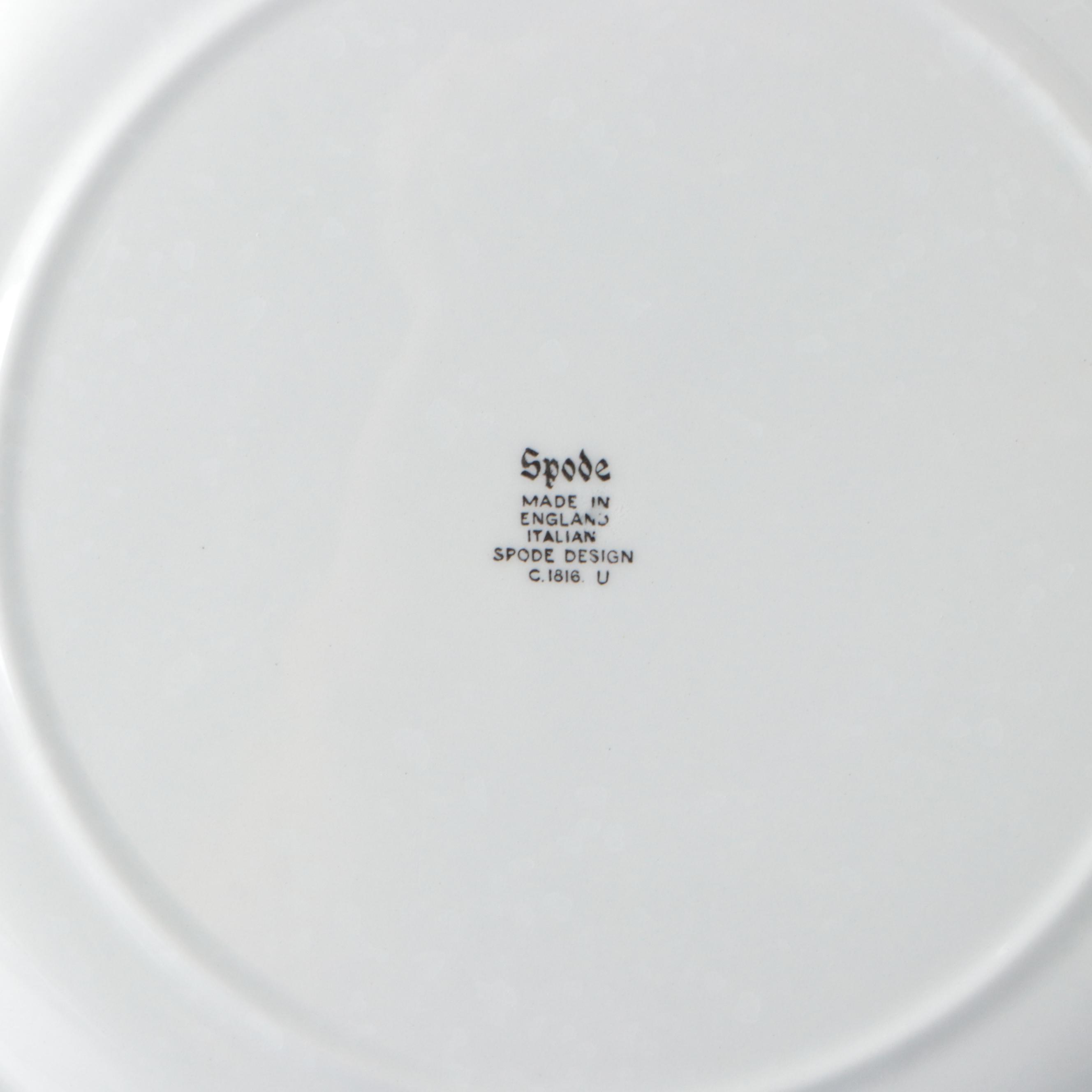 Spode "Blue Italian" Dinnerware and Serving Pieces with "Blue Room" Place Mats