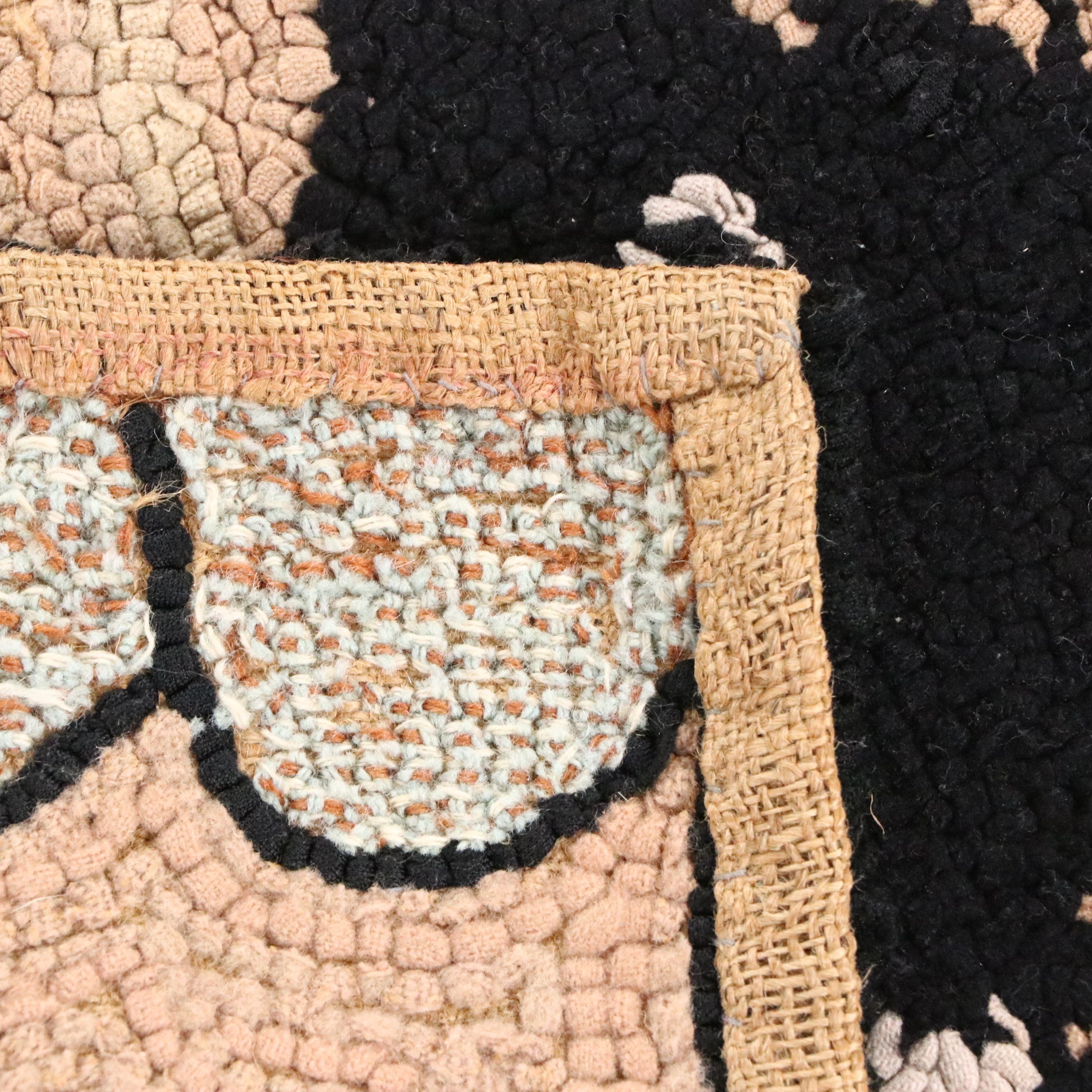 1'10 x 2'9 Handmade Hooked Scottie Dog Door Mat