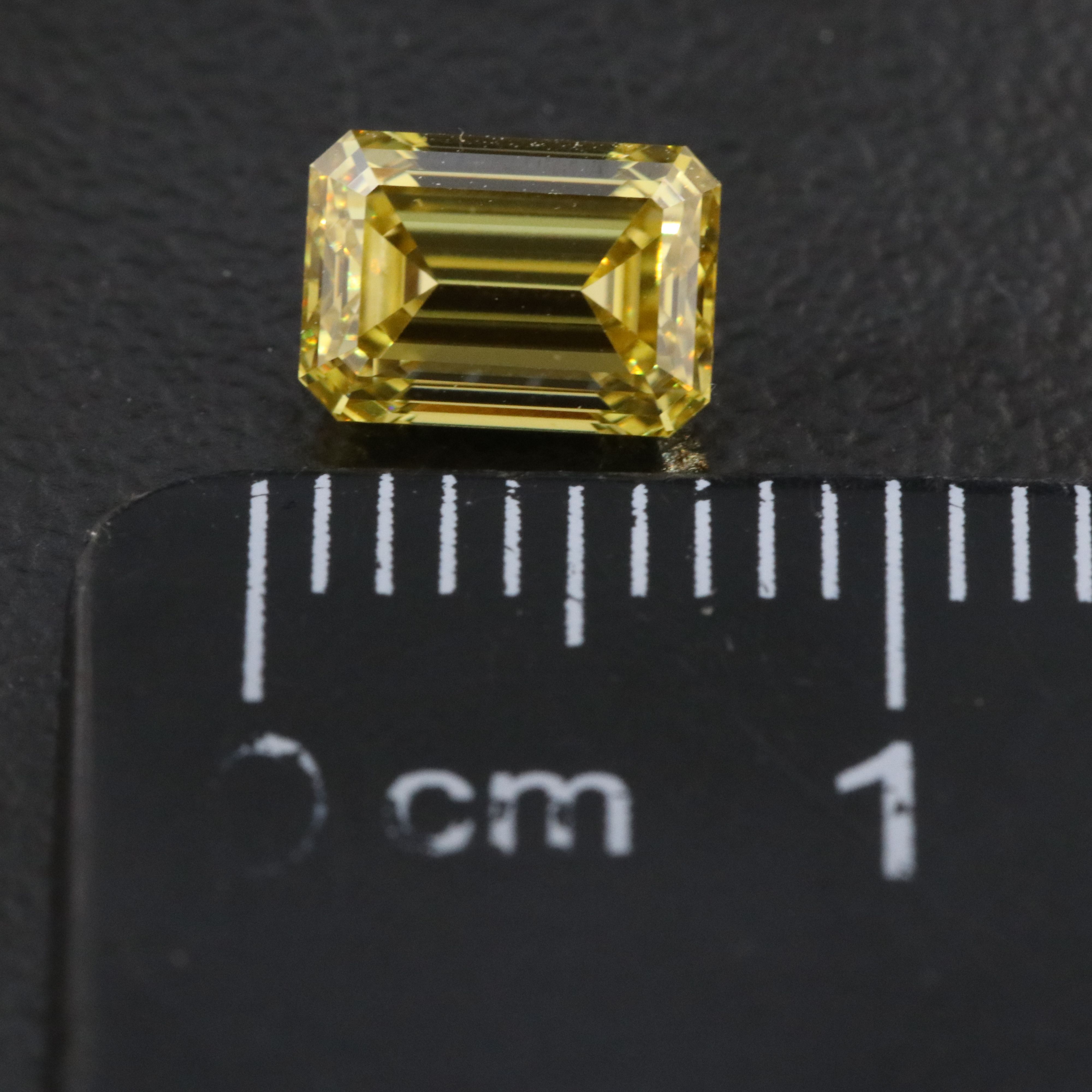 Loose 1.00 CT Lab Grown Fancy Yellow Diamond with IGI Report