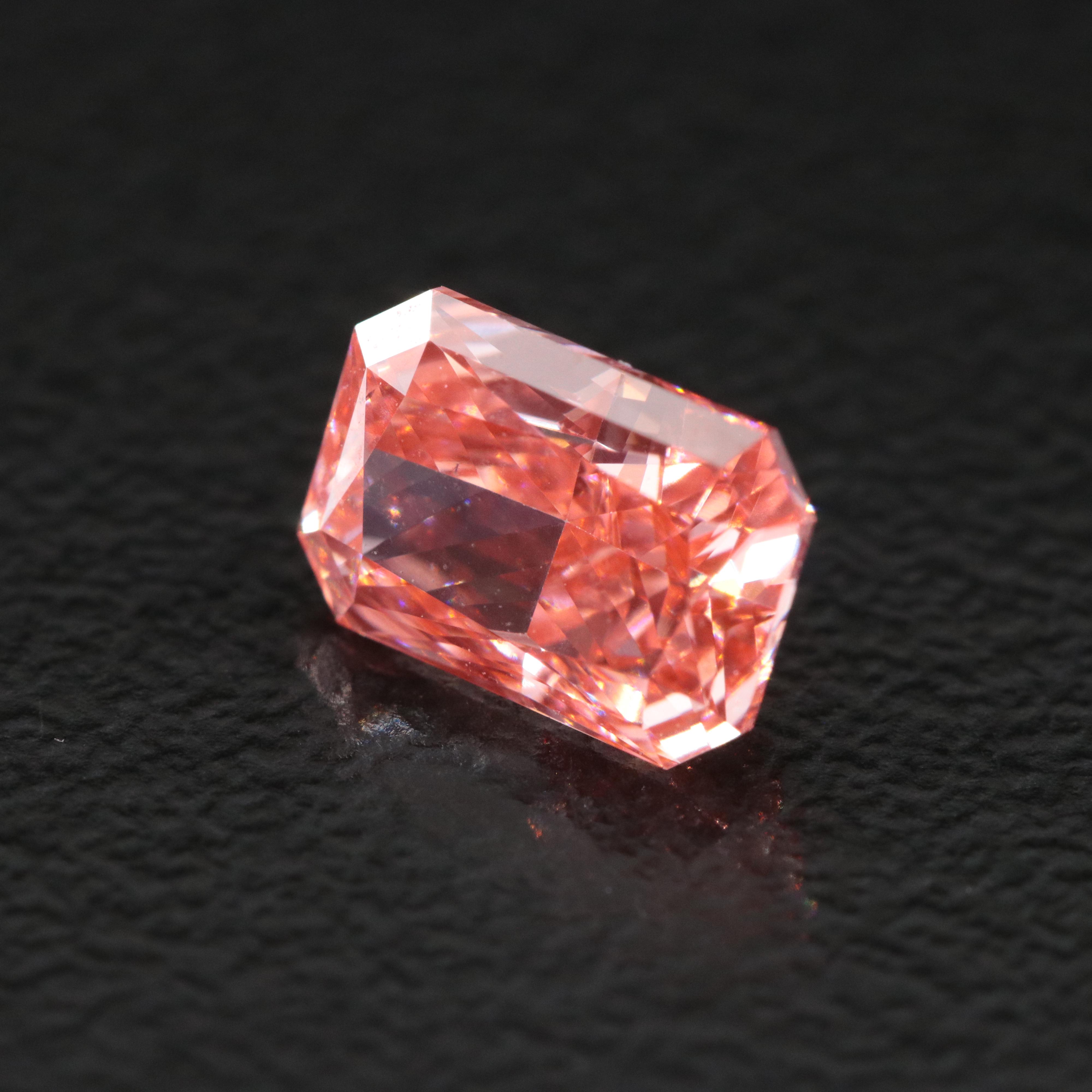 Loose 1.02 CT Lab Grown Fancy Pink Diamond with IGI Report