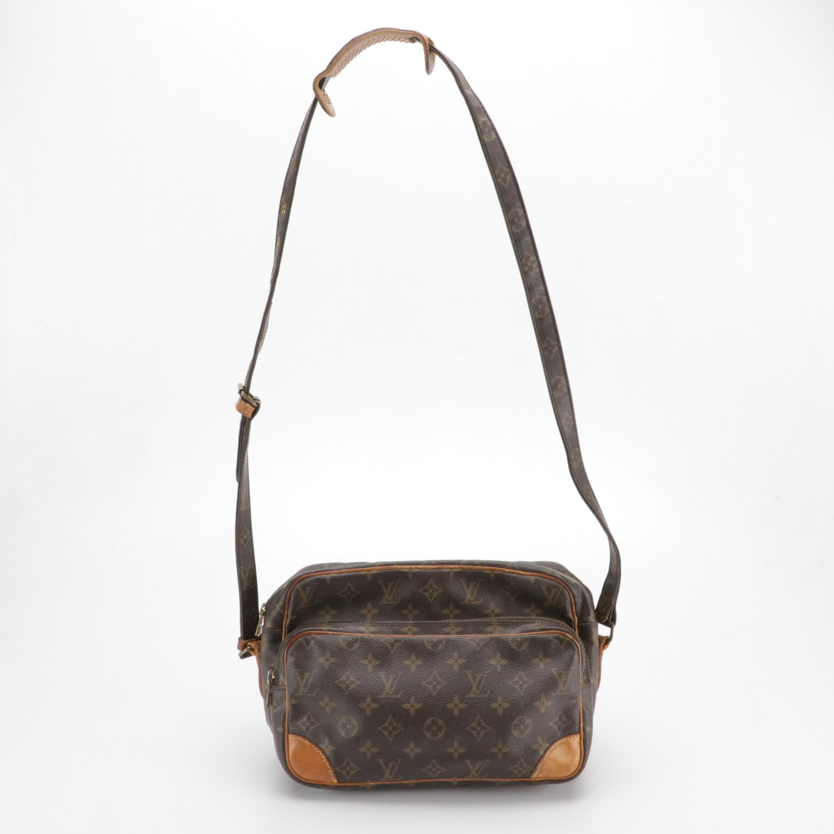 Louis Vuitton Nile Crossbody Bag in Monogram Canvas and Vachetta Leather