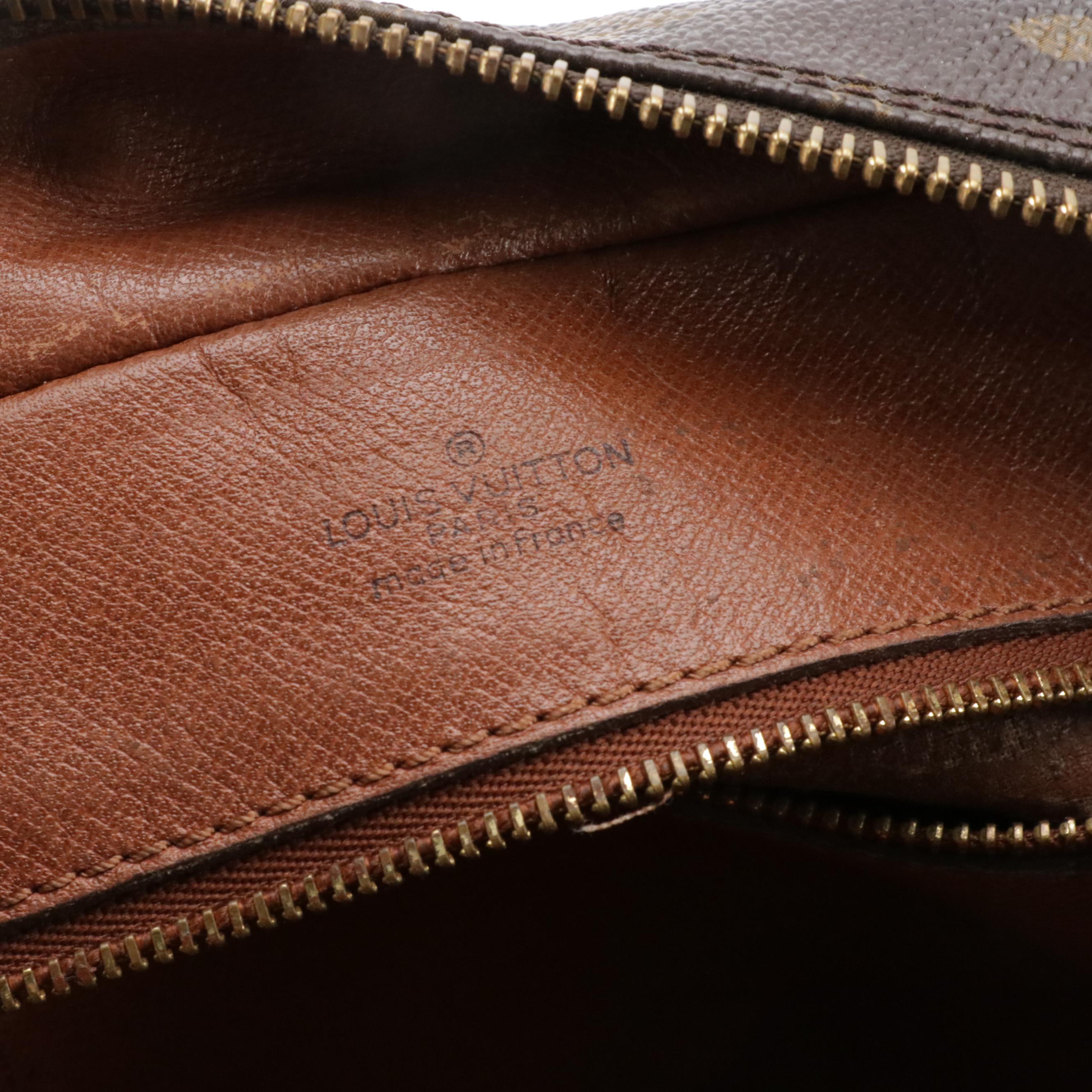 Louis Vuitton Nile Crossbody Bag in Monogram Canvas and Vachetta Leather