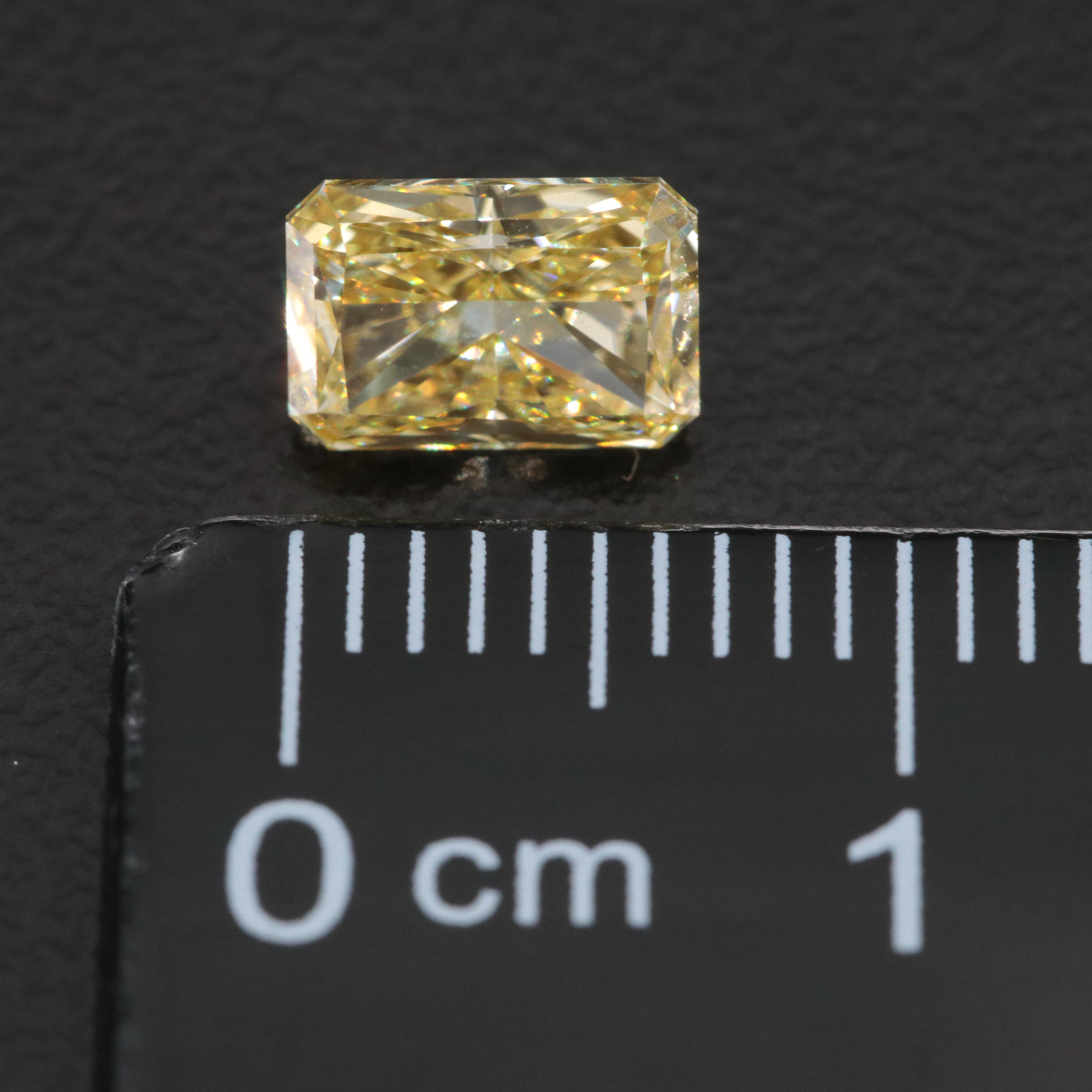 Loose 1.04 CT Lab Grown Fancy Yellow Diamond with IGI Report