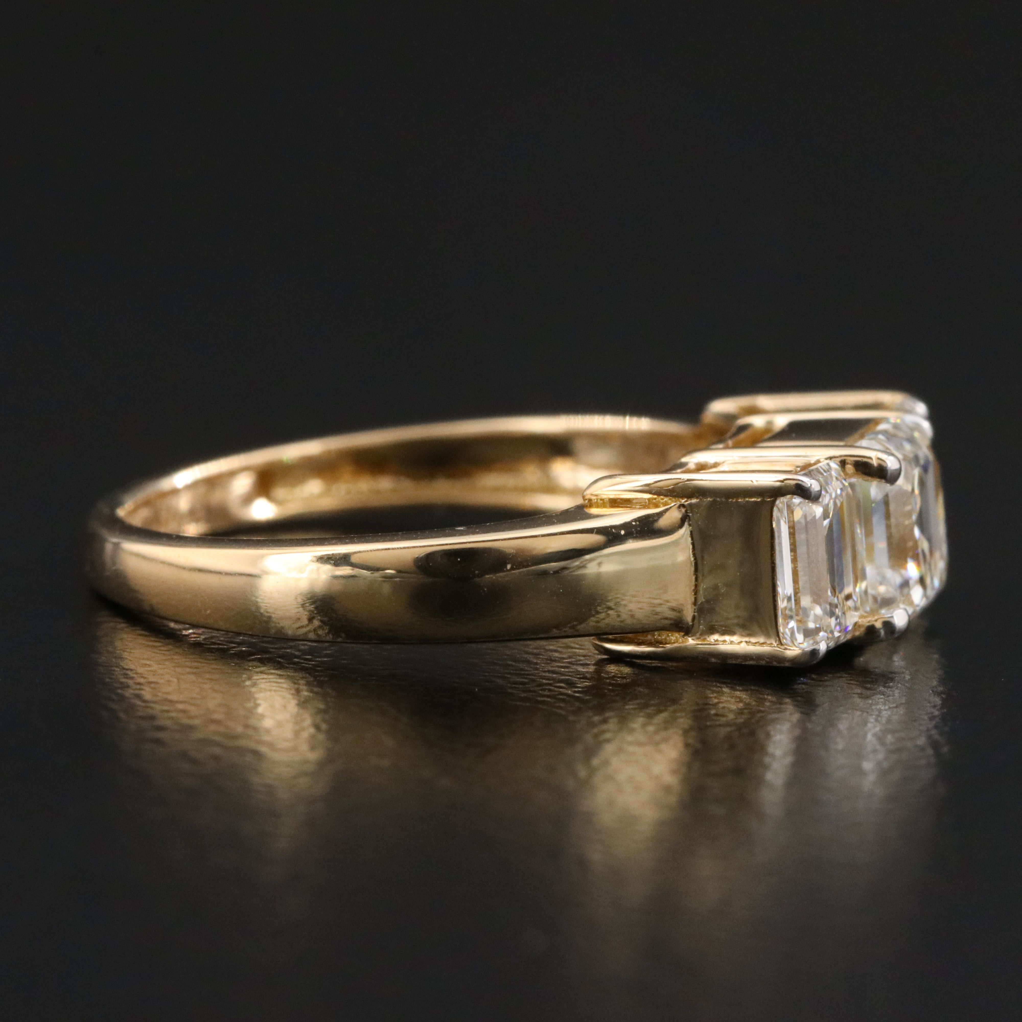 18K 1.82 CTW Diamond Ring with GIA Reports