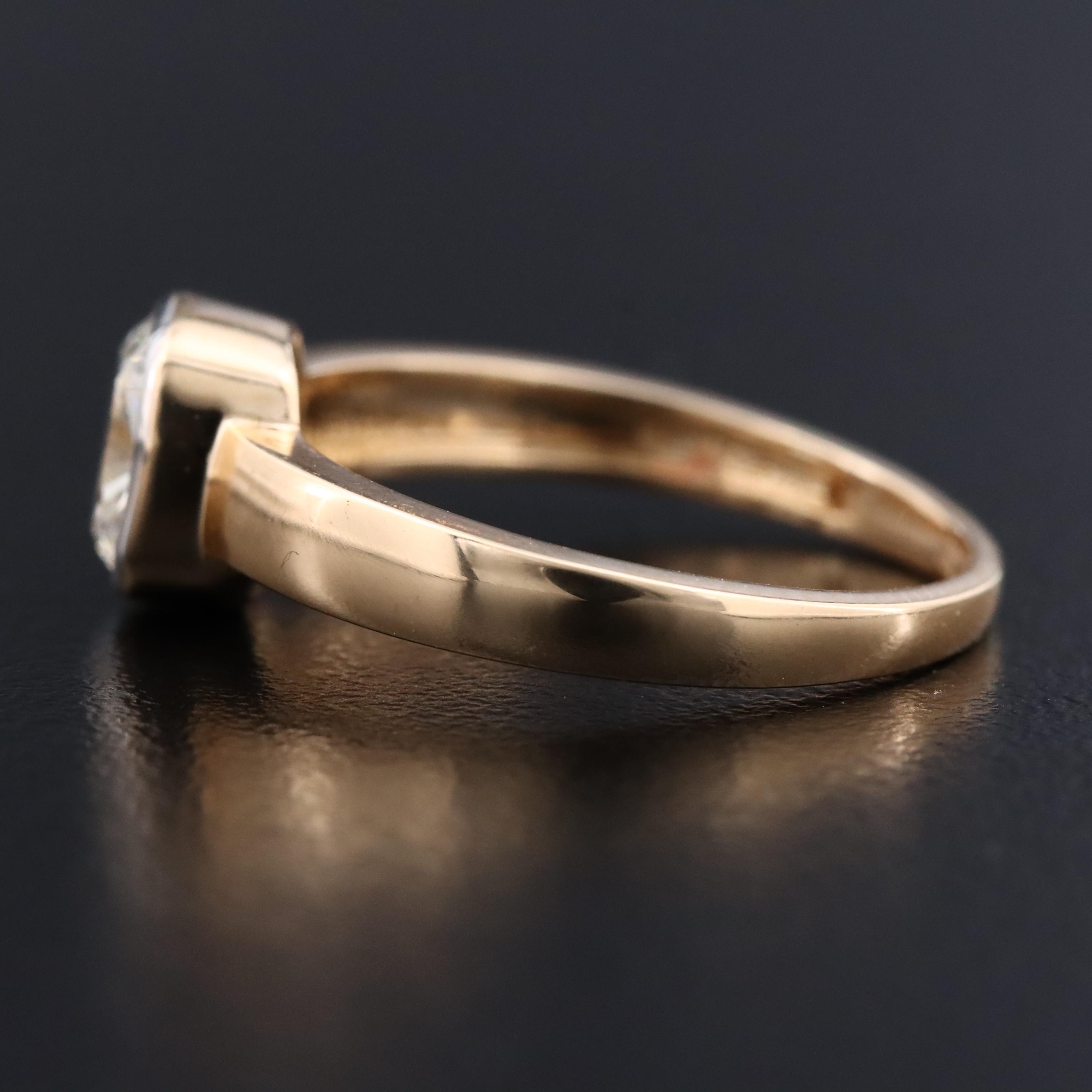 18K 1.13 CT Diamond Solitaire Ring with GIA Report