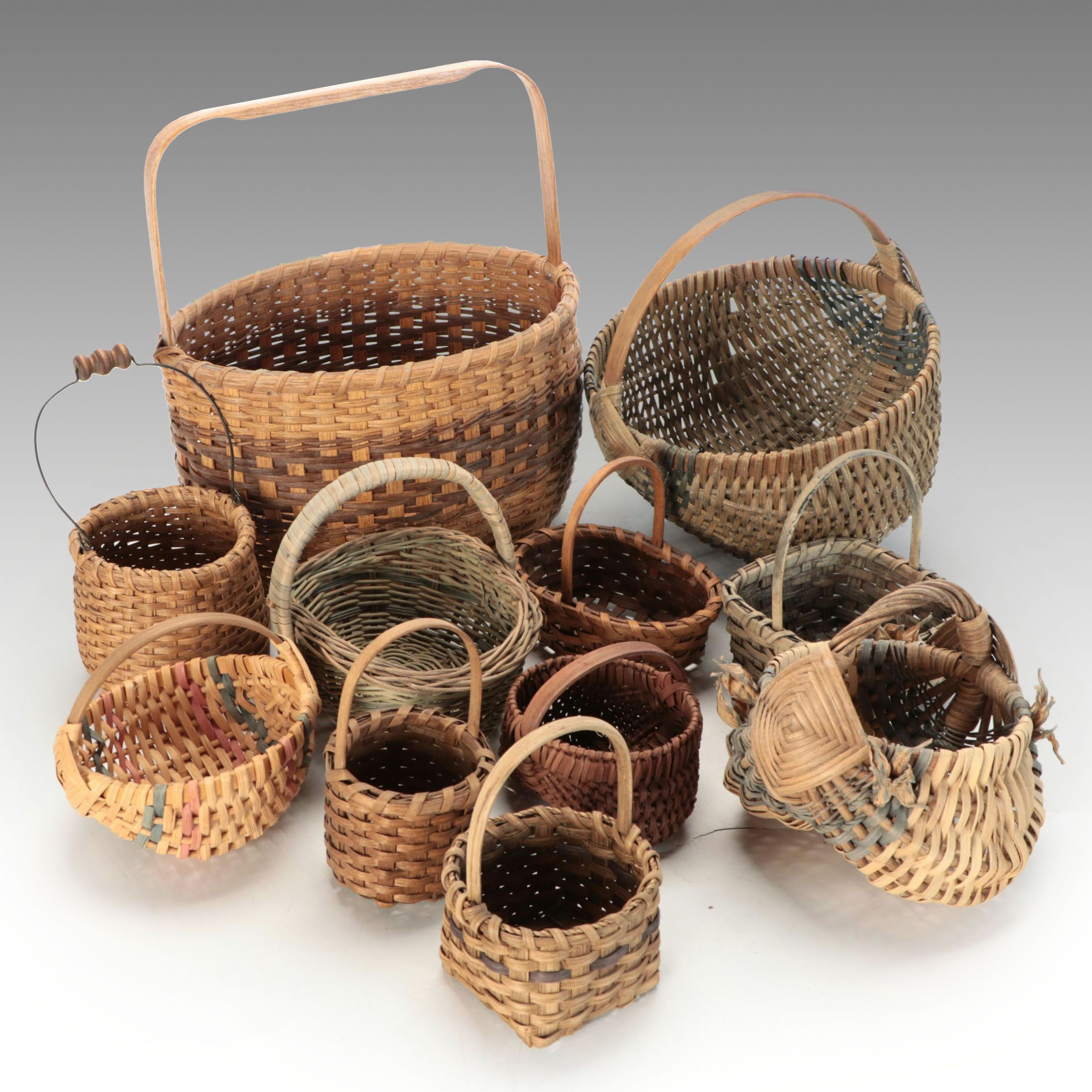 Hand-Woven and Dyed Natural Material Baskets