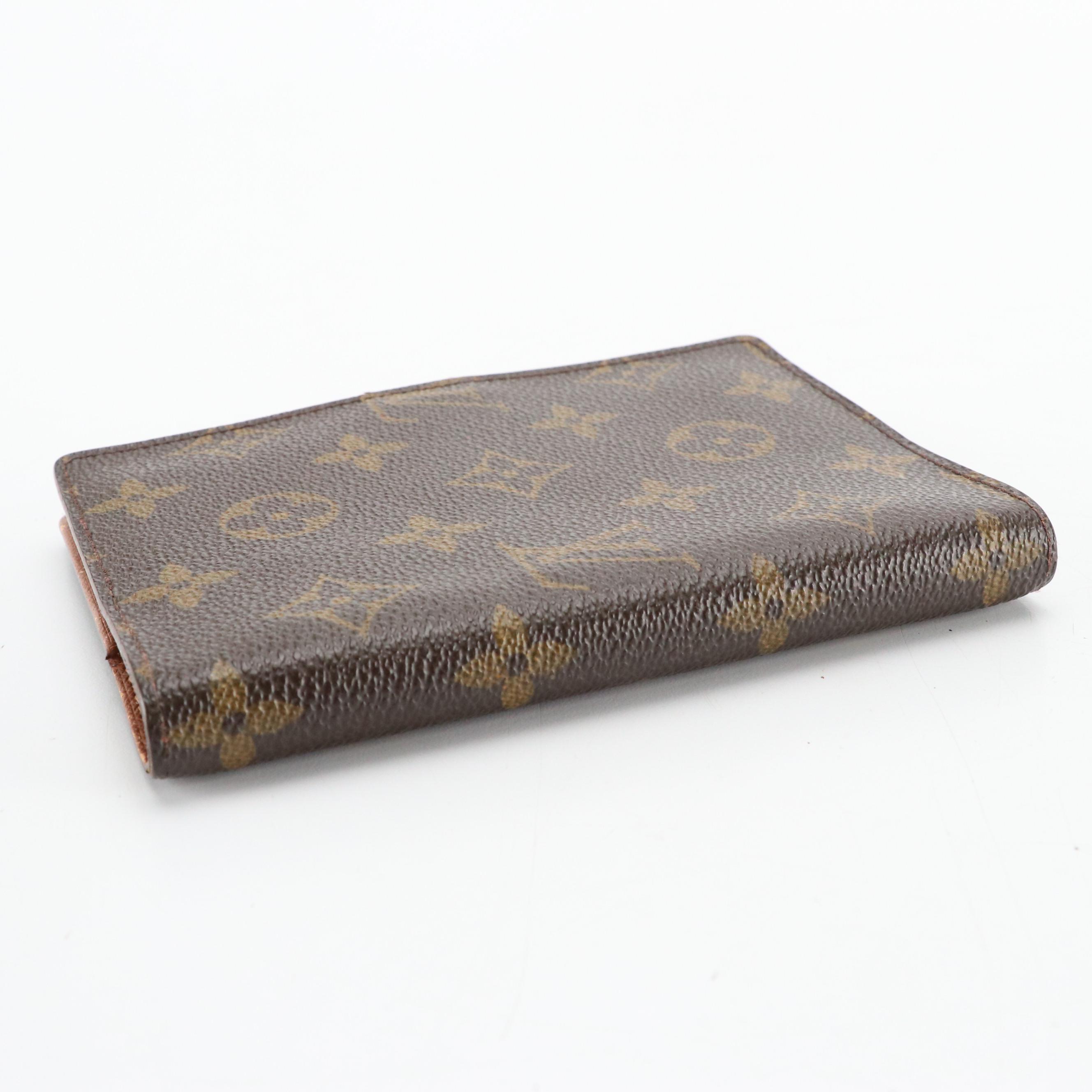 Louis Vuitton Small 6-Ring Agenda Cover in Monogram Canvas