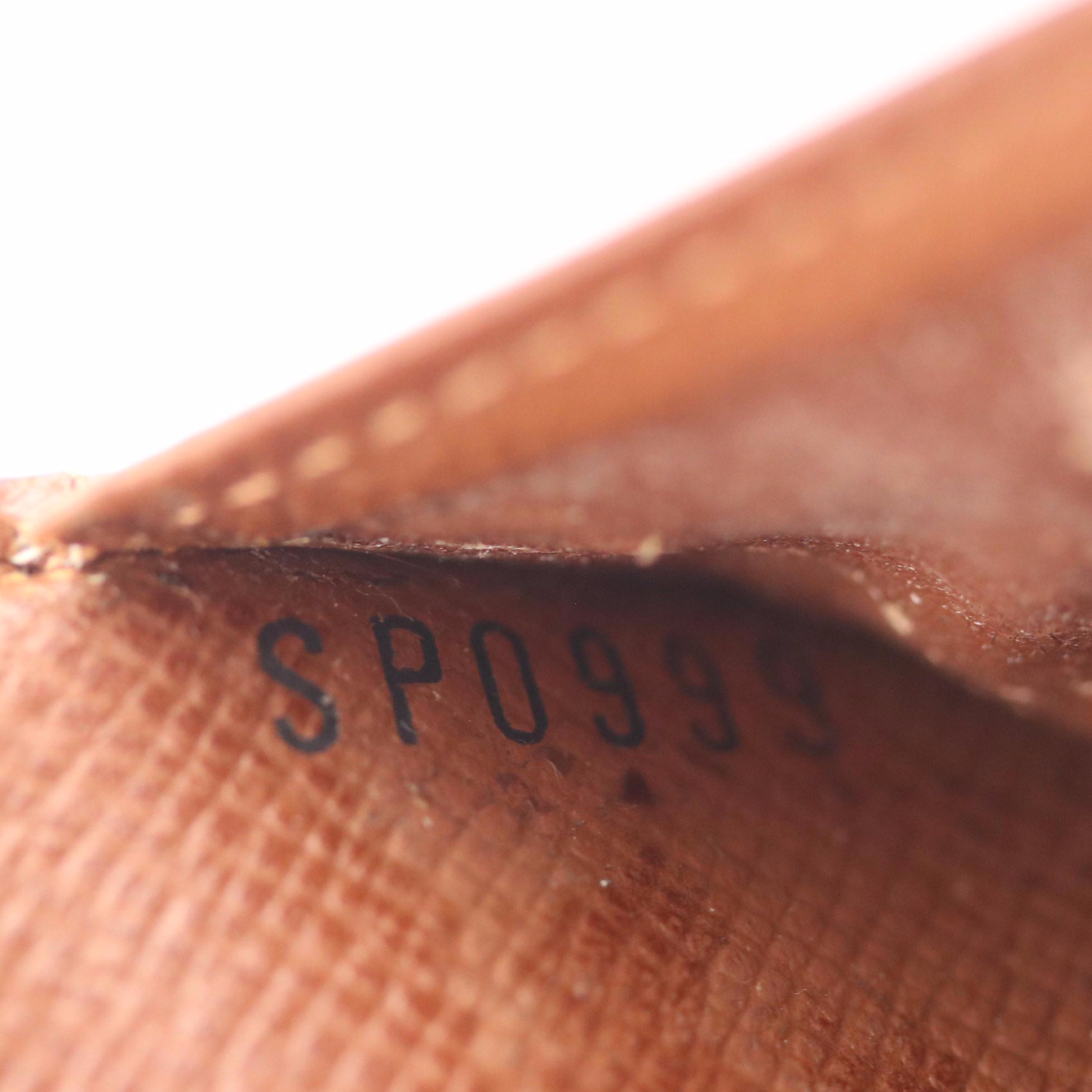 Louis Vuitton Small 6-Ring Agenda Cover in Monogram Canvas