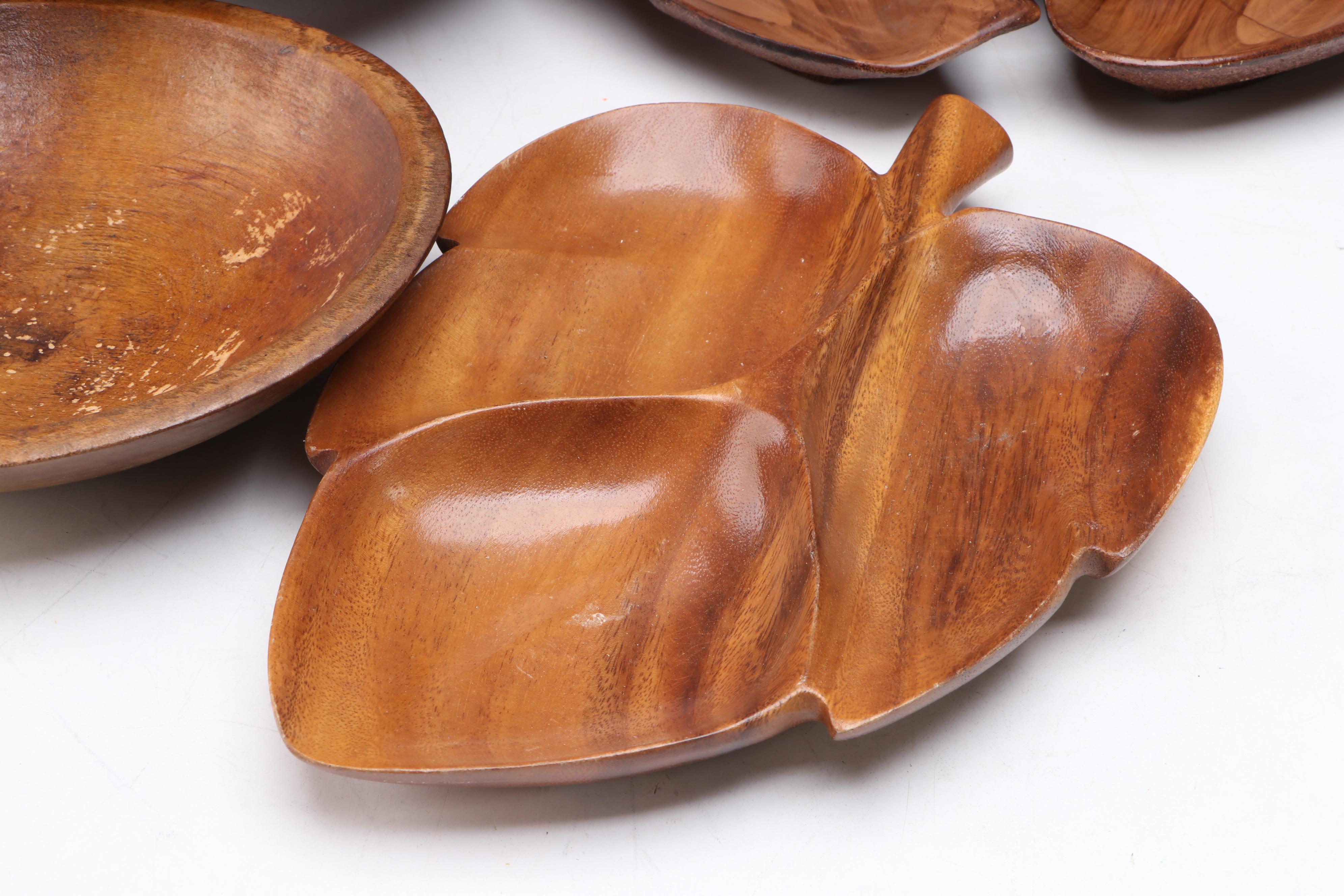 Ceramic Wood Grain Veneer Three-Piece Chip and Dip with Carved Wood Tableware