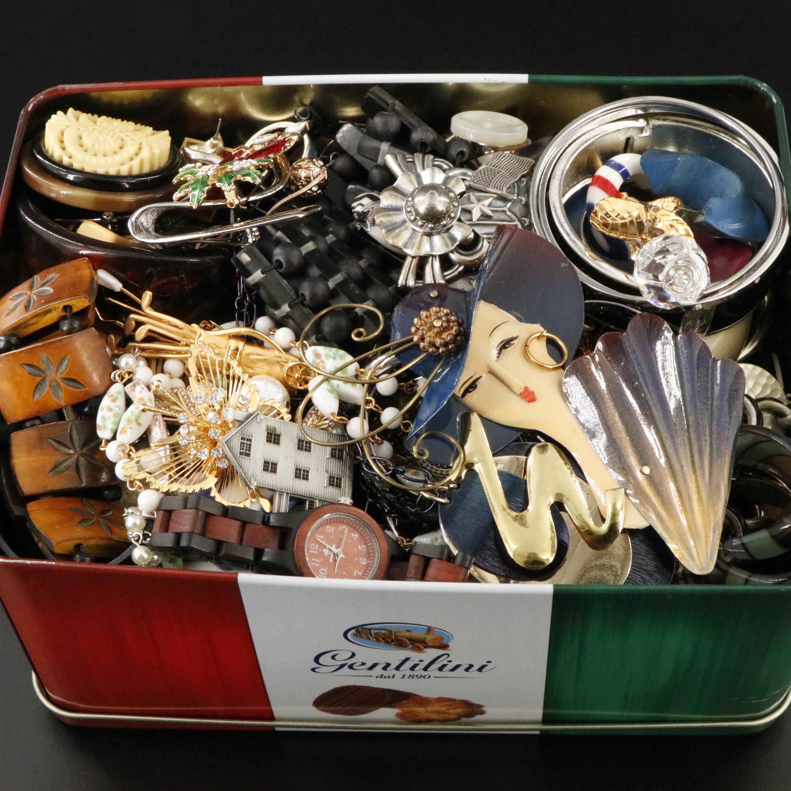 Uncommon Discoveries: Jewelry Collection