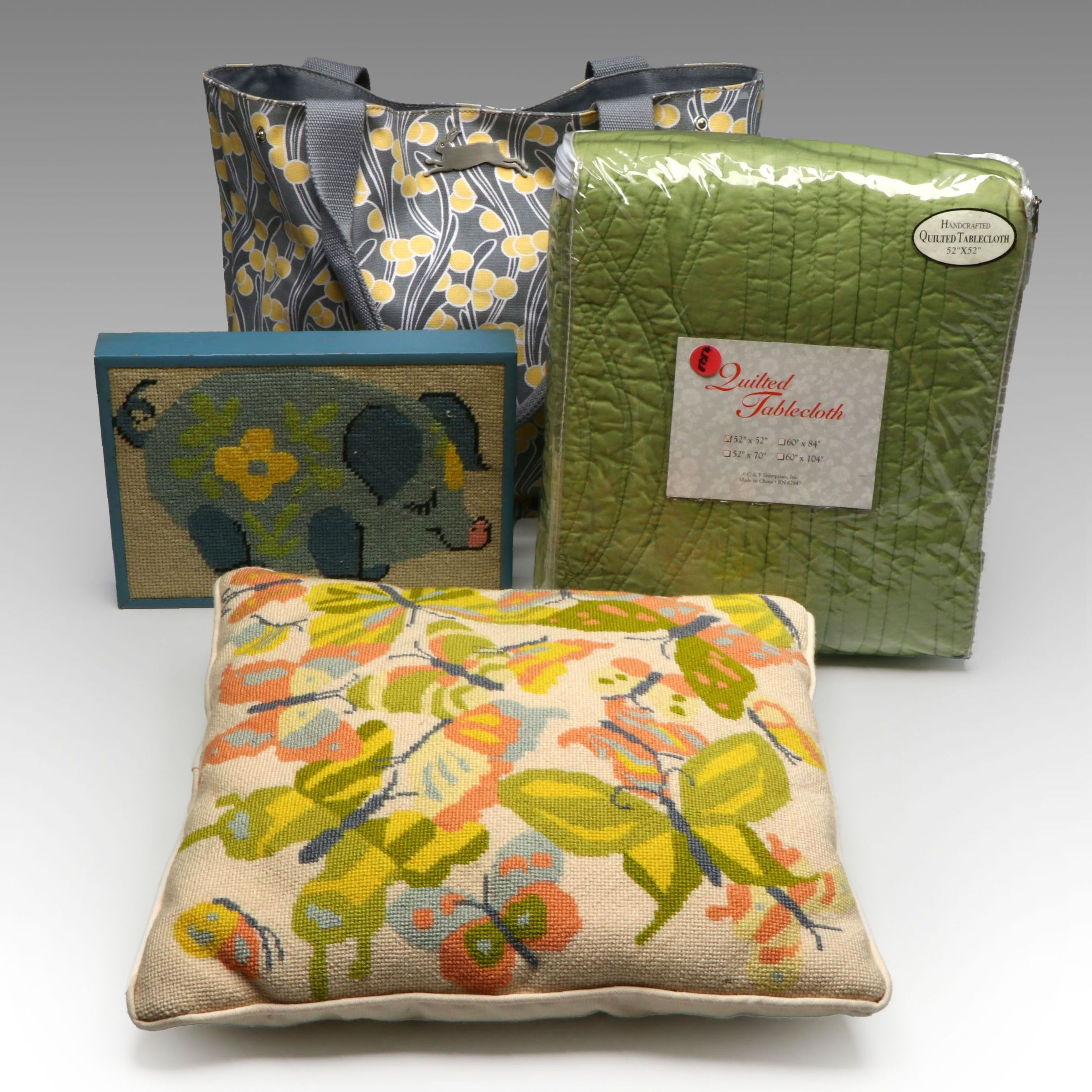 Pepin "Art Nouveau" Tote Bag with Needlepoint Décor and Quilted Tablecloth