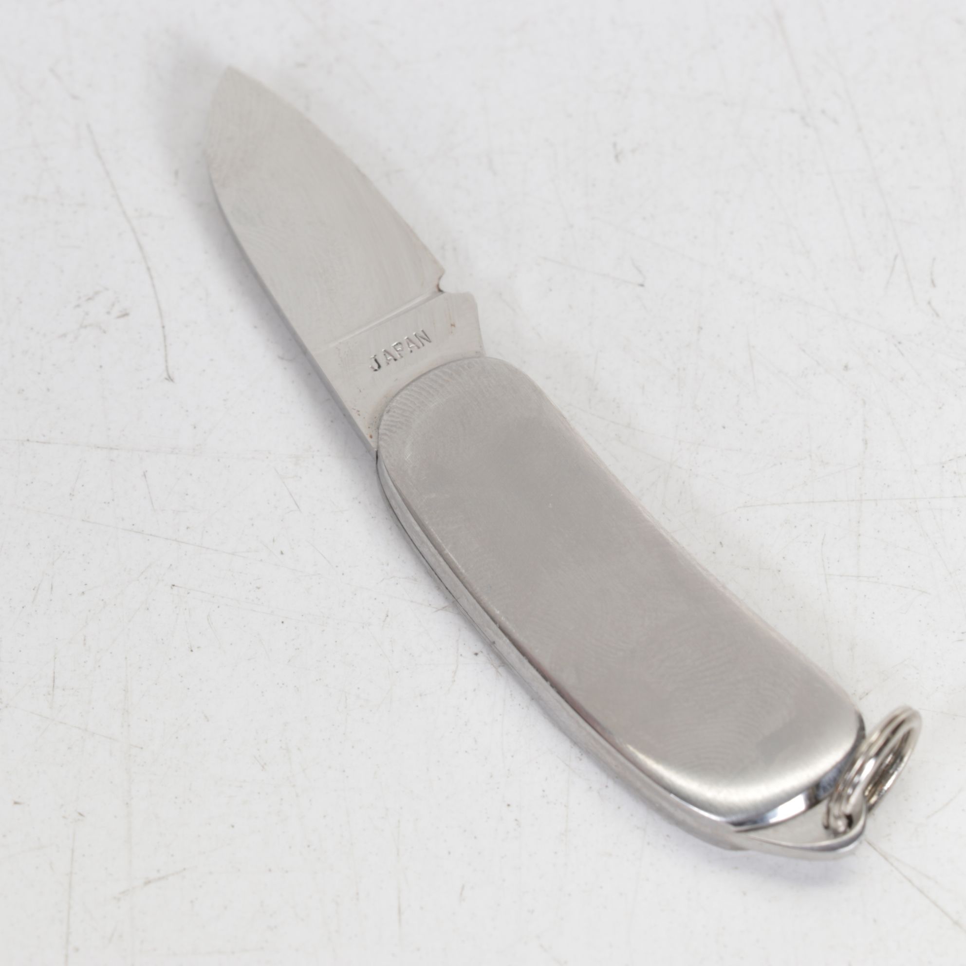 Case, Spyderco and Moki Folding Knives with Mother-of-Pearl and Abalone Handles