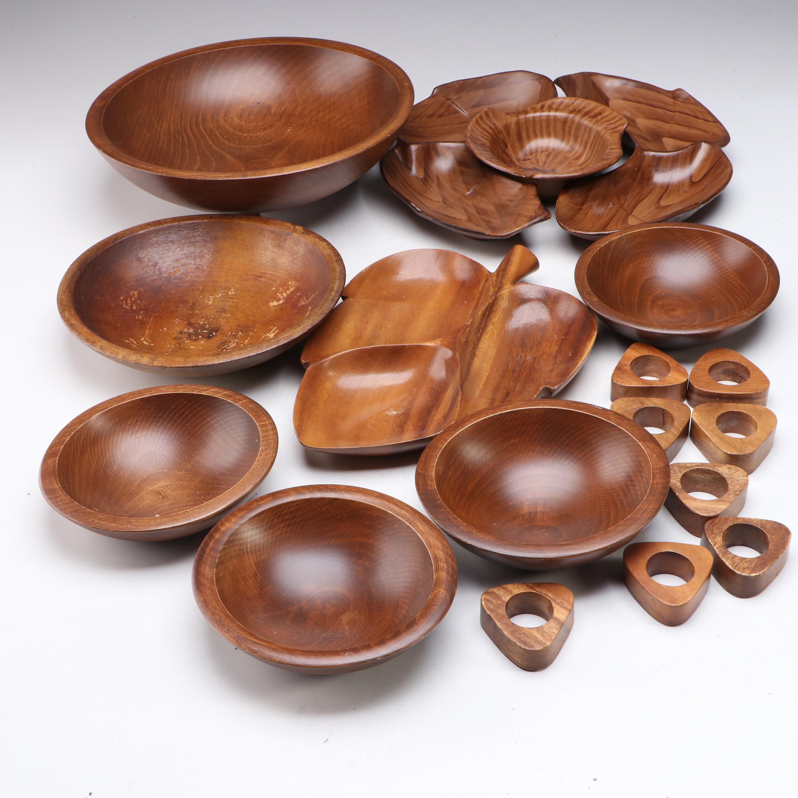Ceramic Wood Grain Veneer Three-Piece Chip and Dip with Carved Wood Tableware