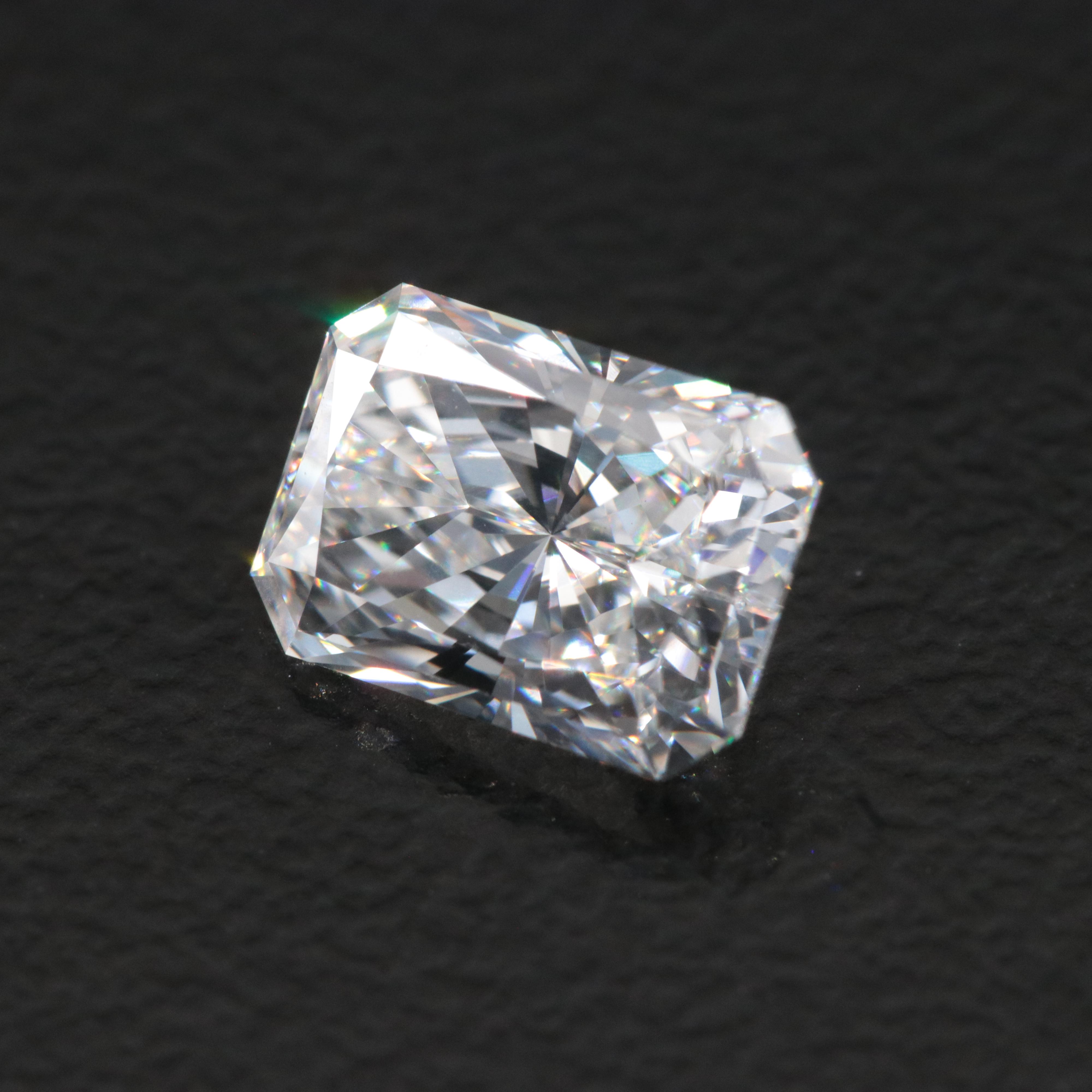 Loose 1.10 CT Lab Grown Diamond with IGI Report