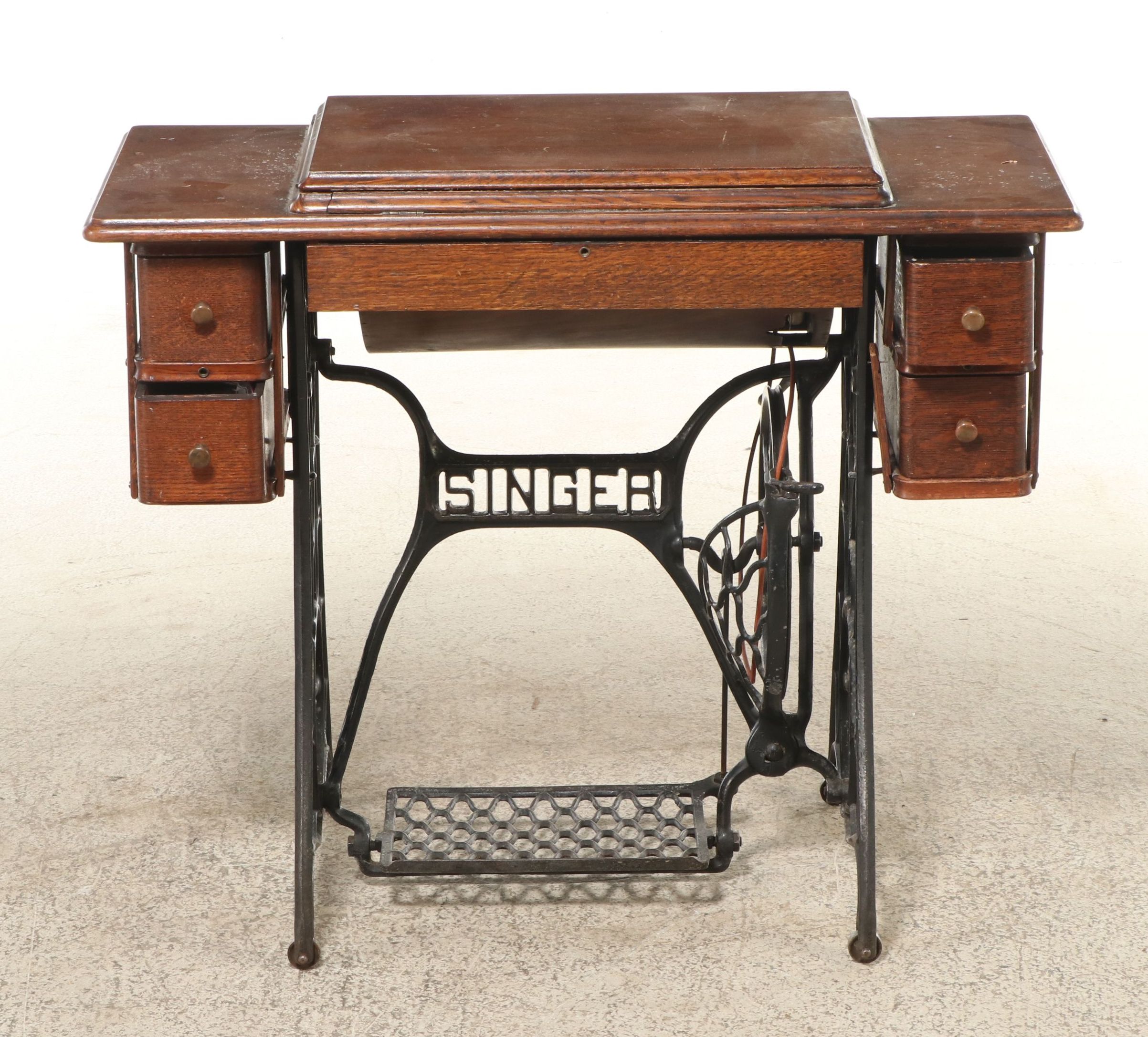 Singer Treadle Sewing Machine with Oak and Cast Iron Sewing Table
