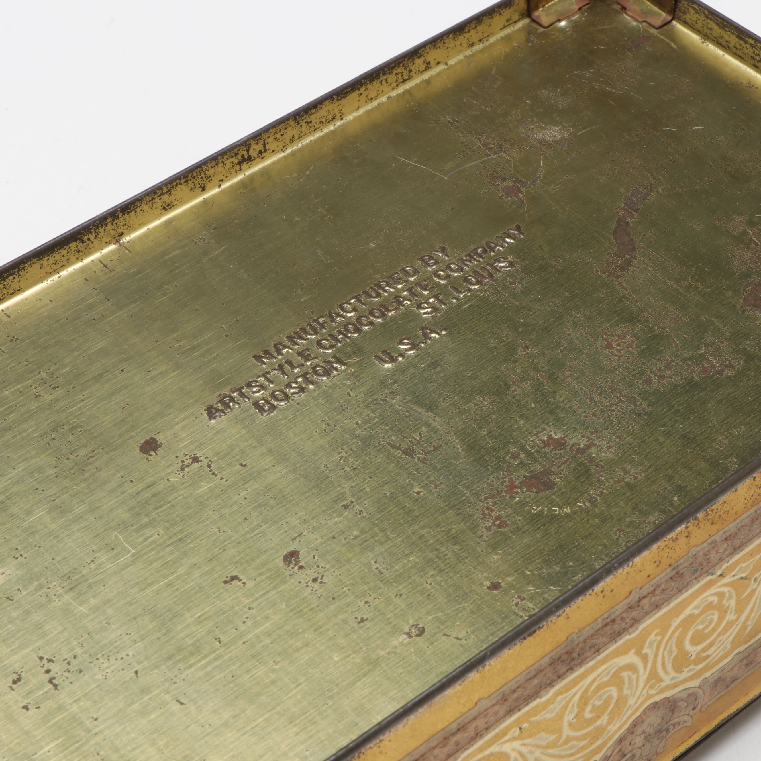 Artstyle Chocolate, Loose-Wiles Biscuit and More Tins, Early 20th Century