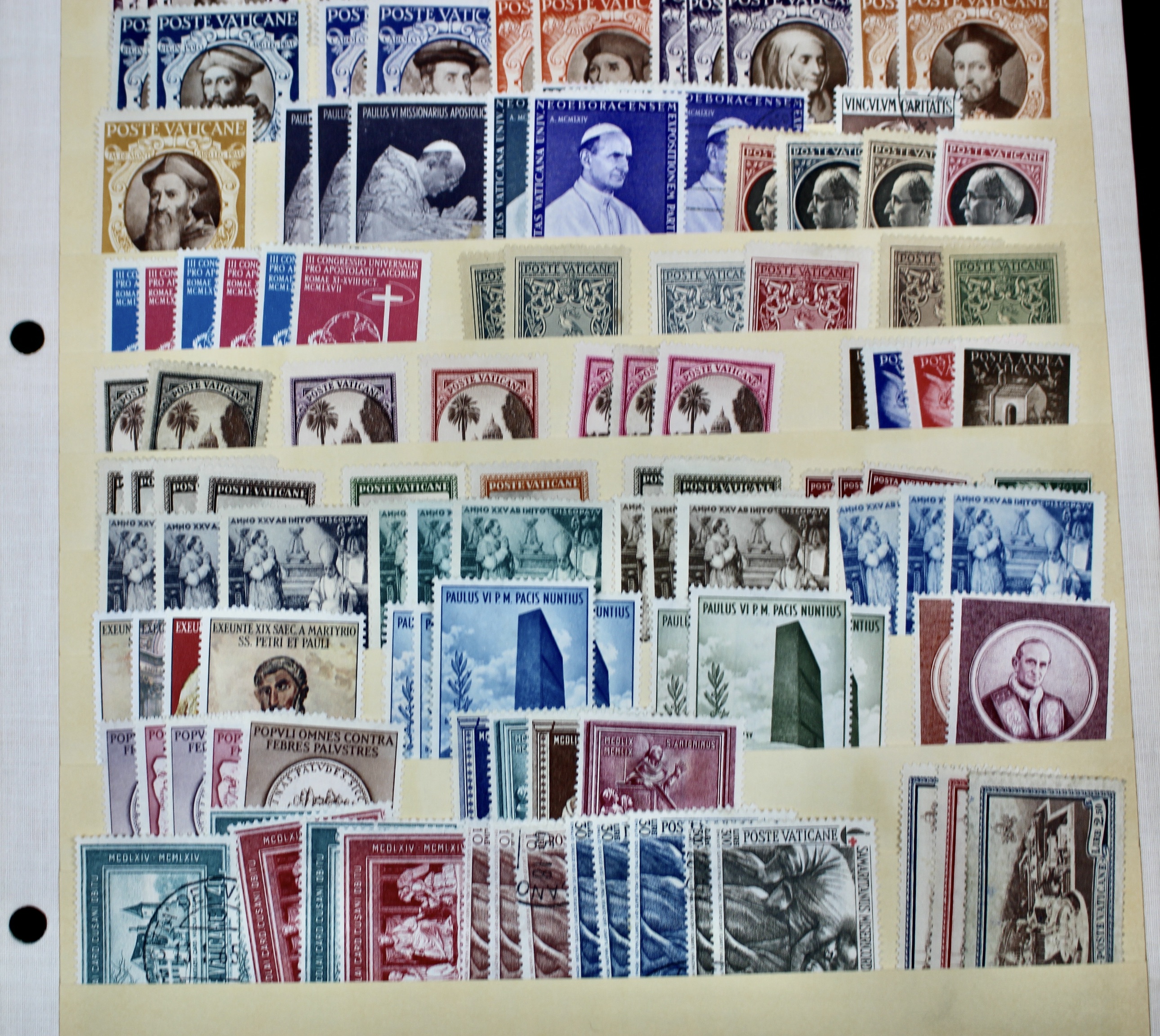 Foreign Postage Stamp Collection, Over 2,000 Stamps