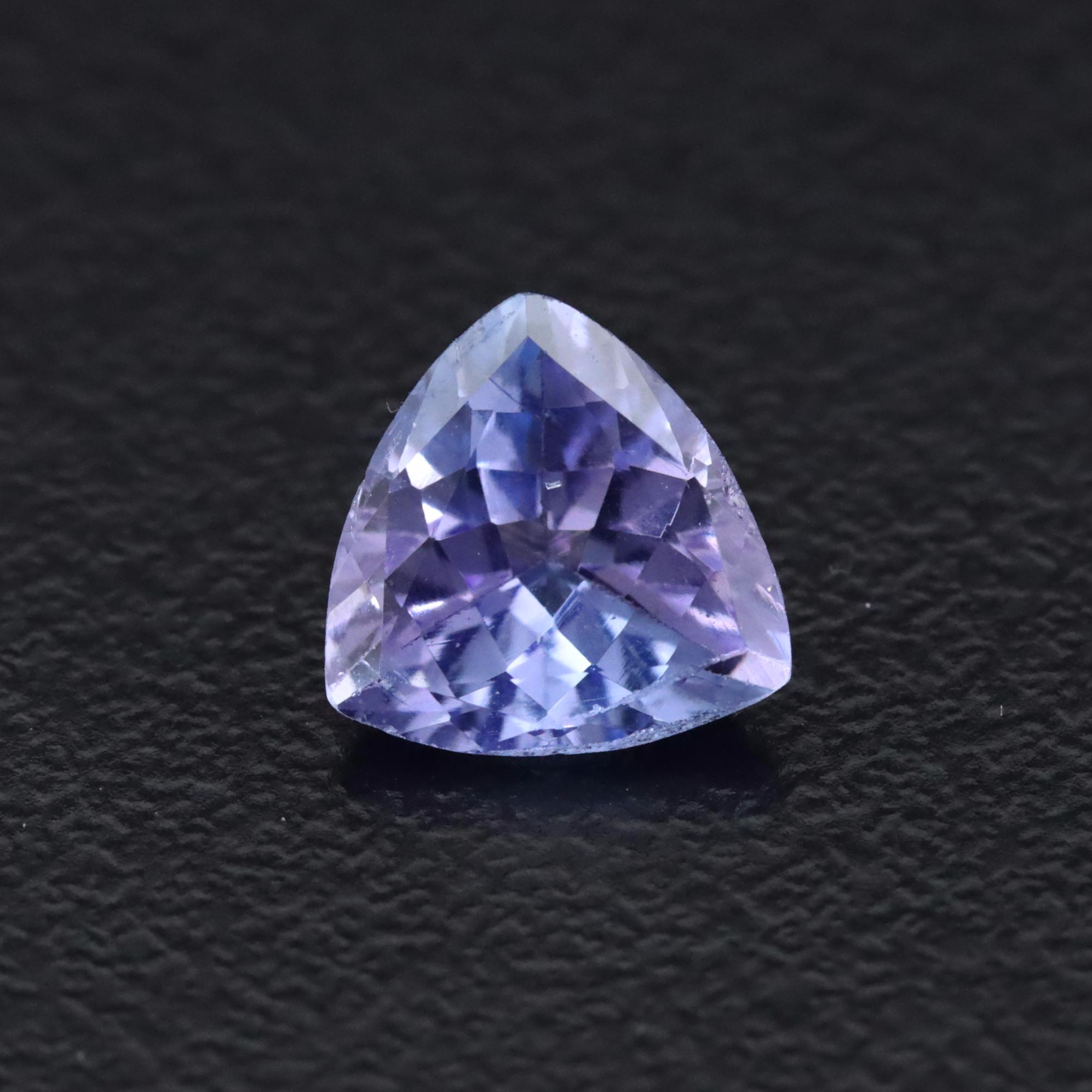 Loose 0.86 CT Tanzanite