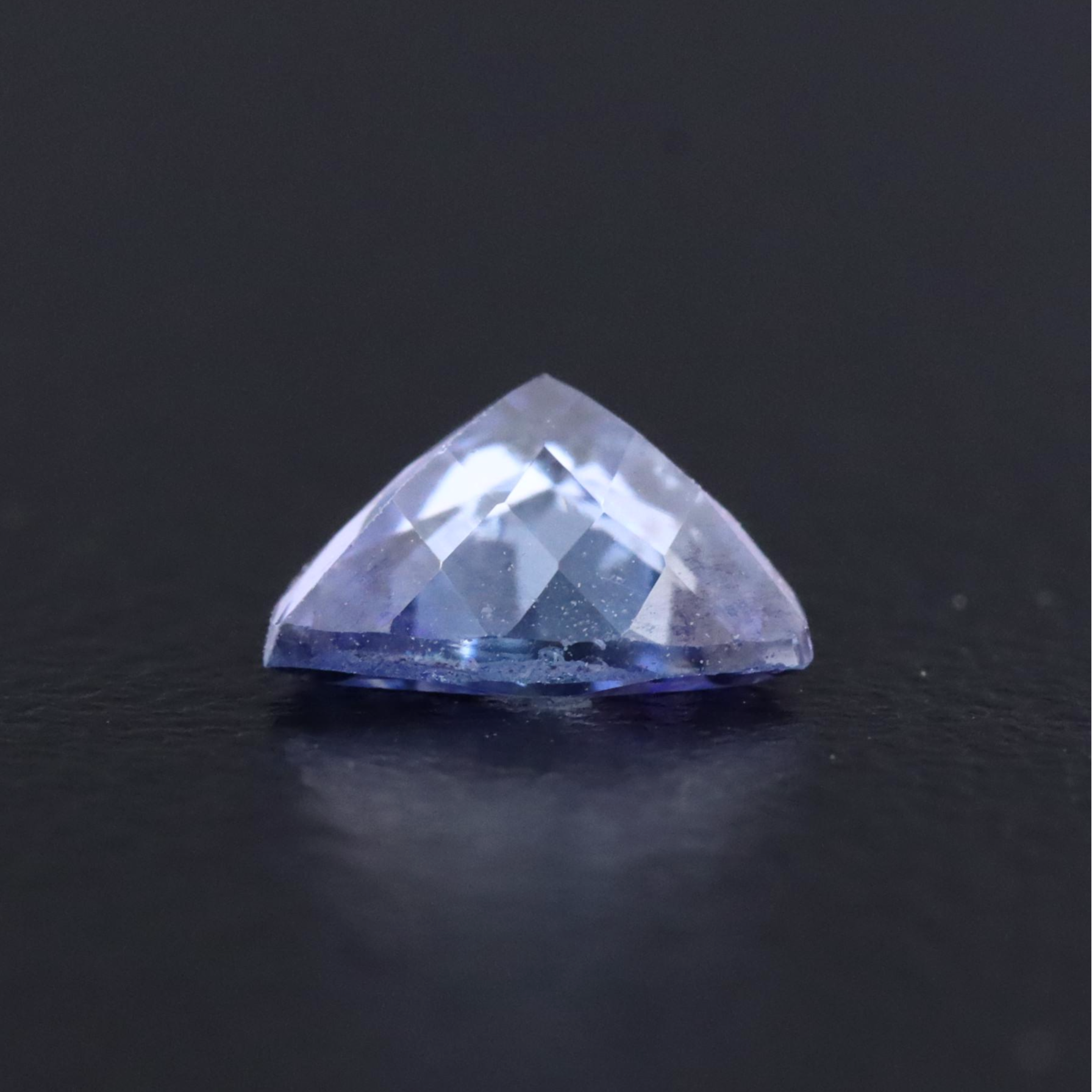 Loose 0.86 CT Tanzanite