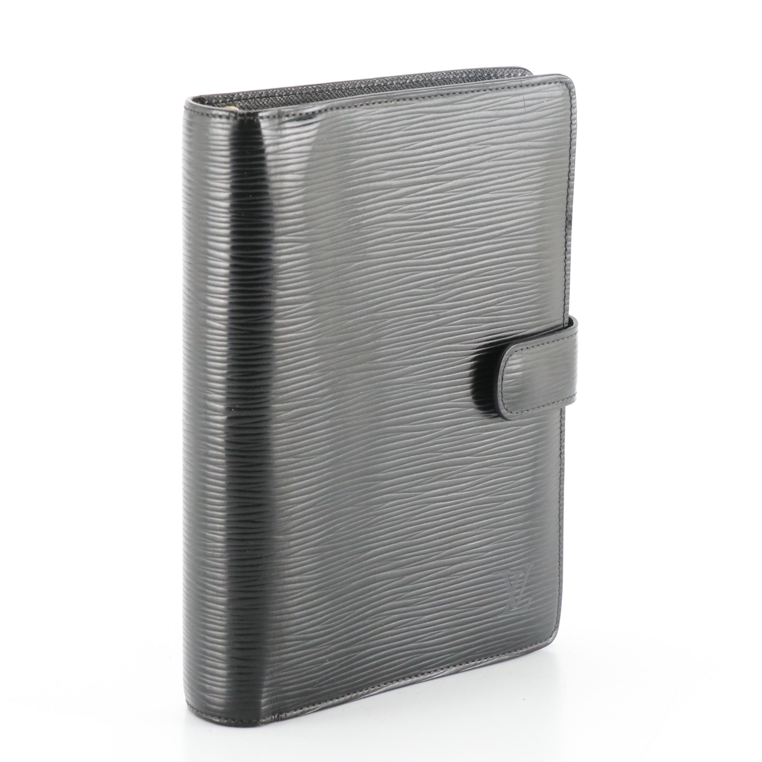 Louis Vuitton 6 Ring Agenda Cover in Black Epi Leather
