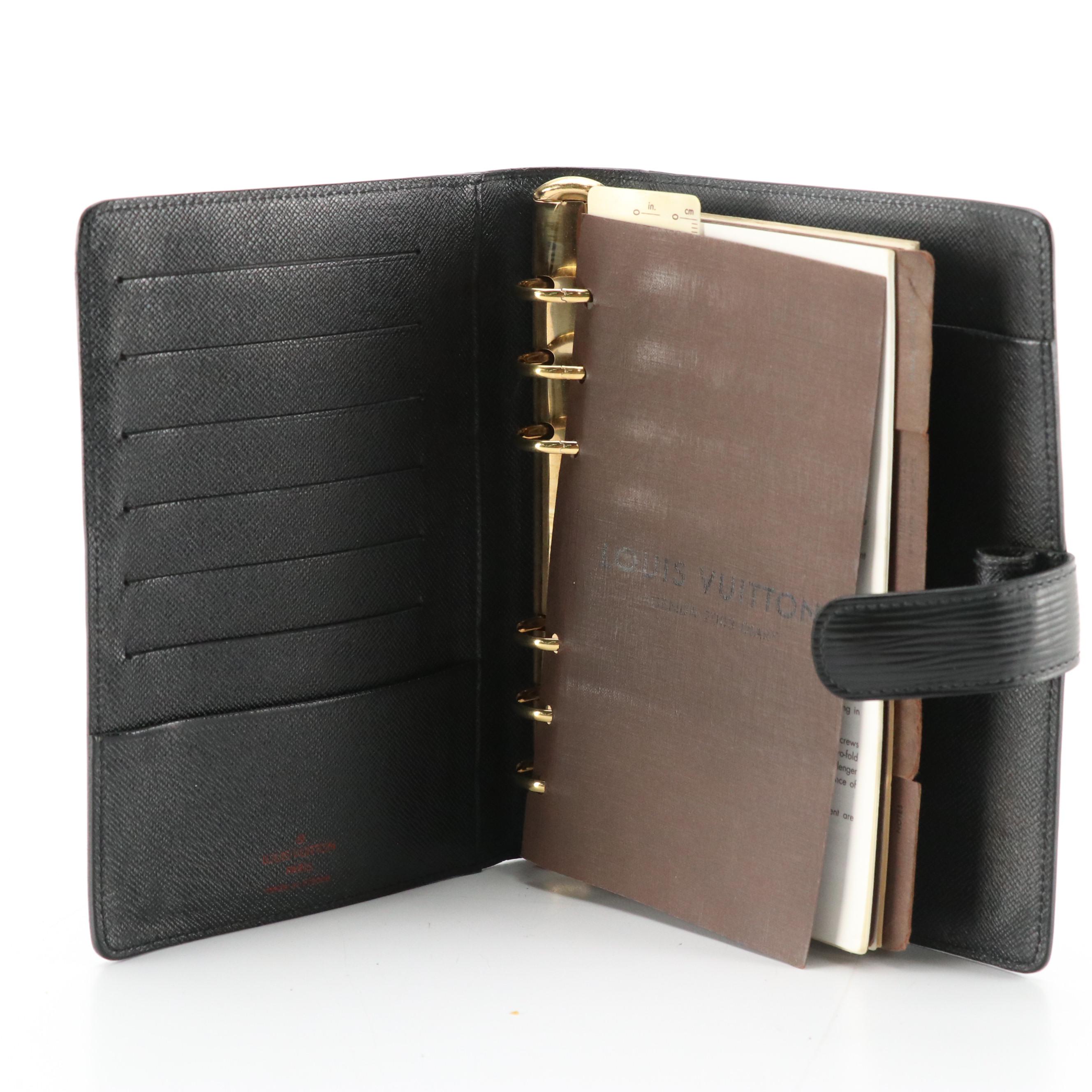 Louis Vuitton 6 Ring Agenda Cover in Black Epi Leather