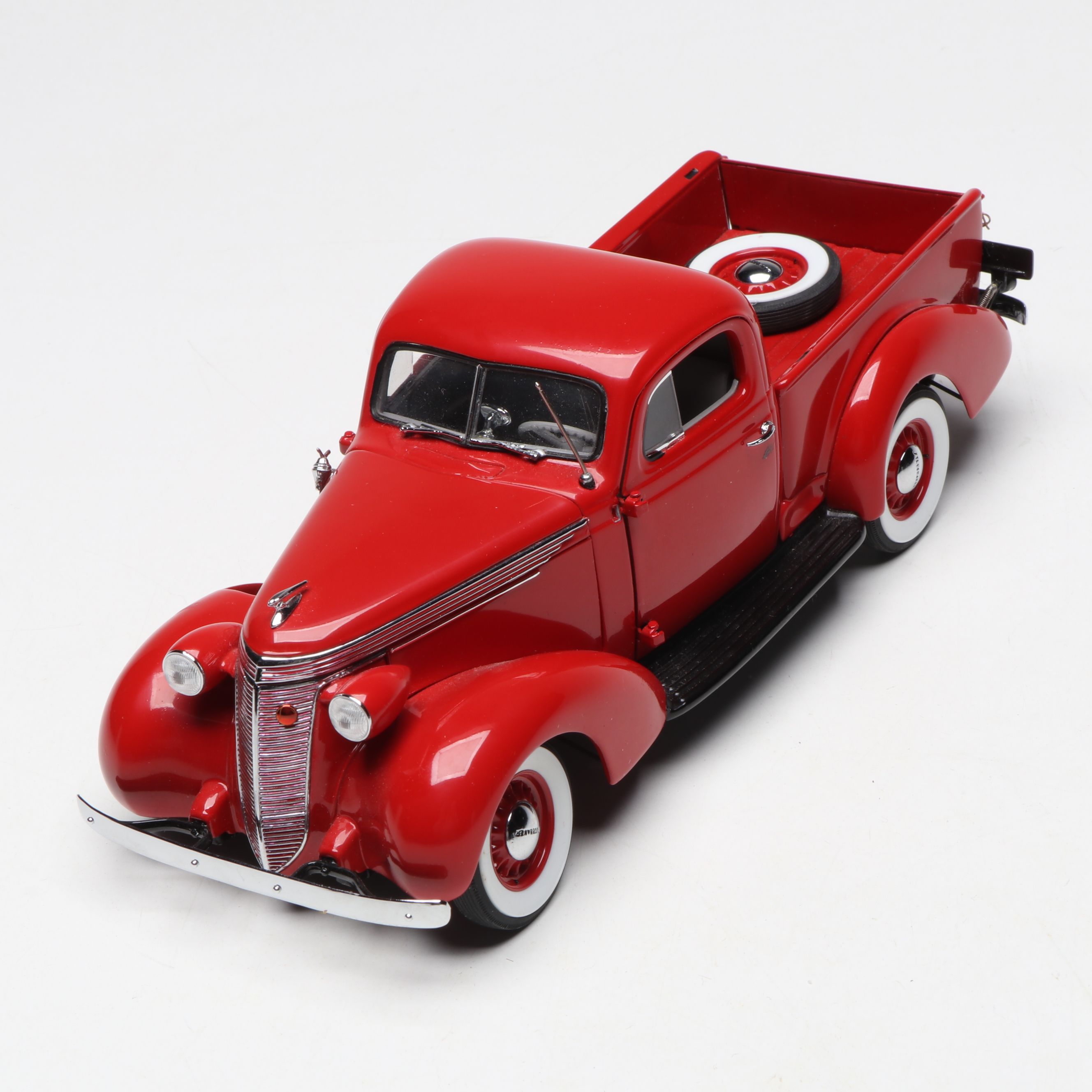 Franklin Mint and Danbury Mint Duesenberg and Studebaker Diecast Cars