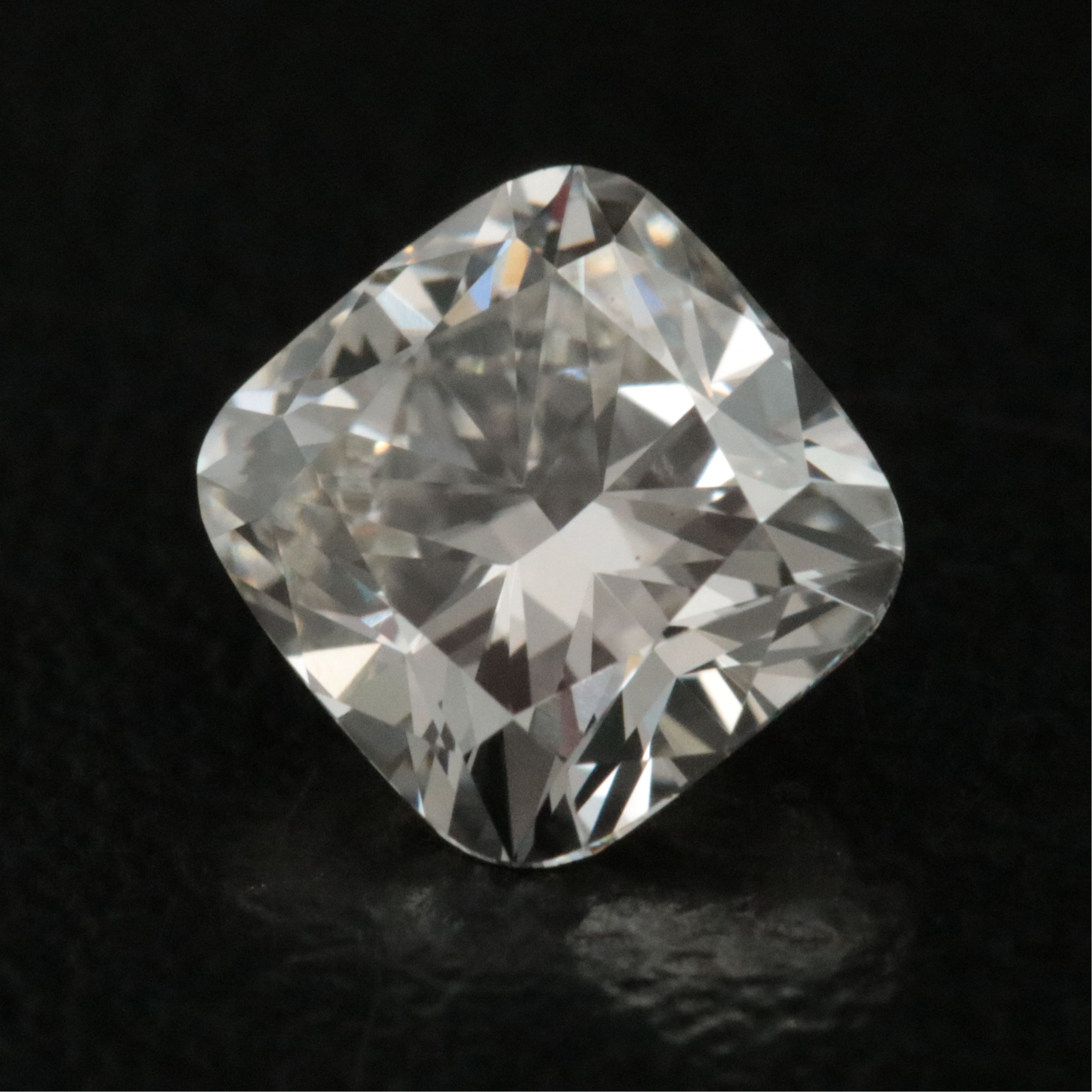 Loose 1.03 CT Lab Grown Diamond with IGI Report