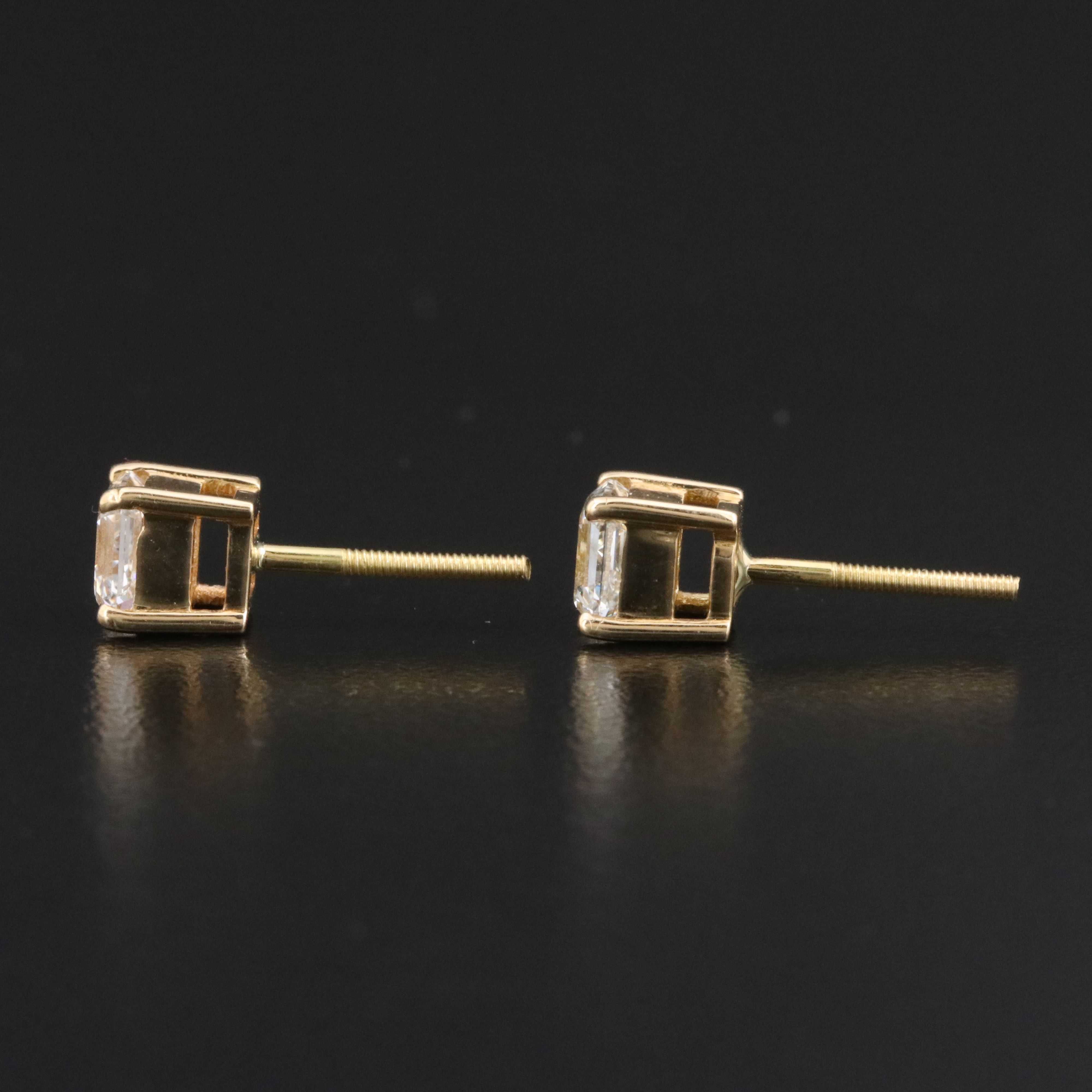 18K 2.00 CTW Diamond Stud Earrings with GIA Reports