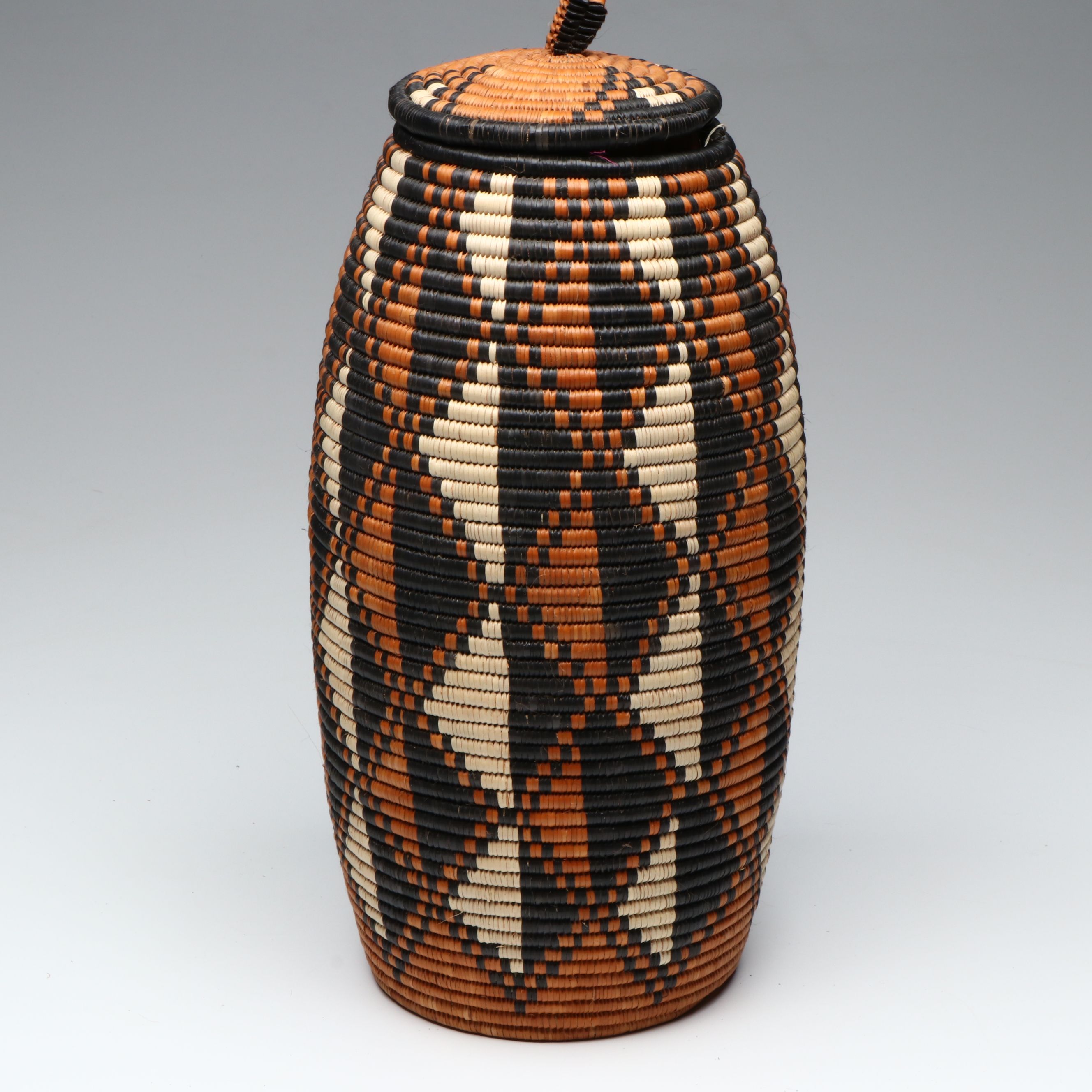 Zodwo Gewezo South African Zulu Peoples Oval-Shaped Ilala Palm Basket