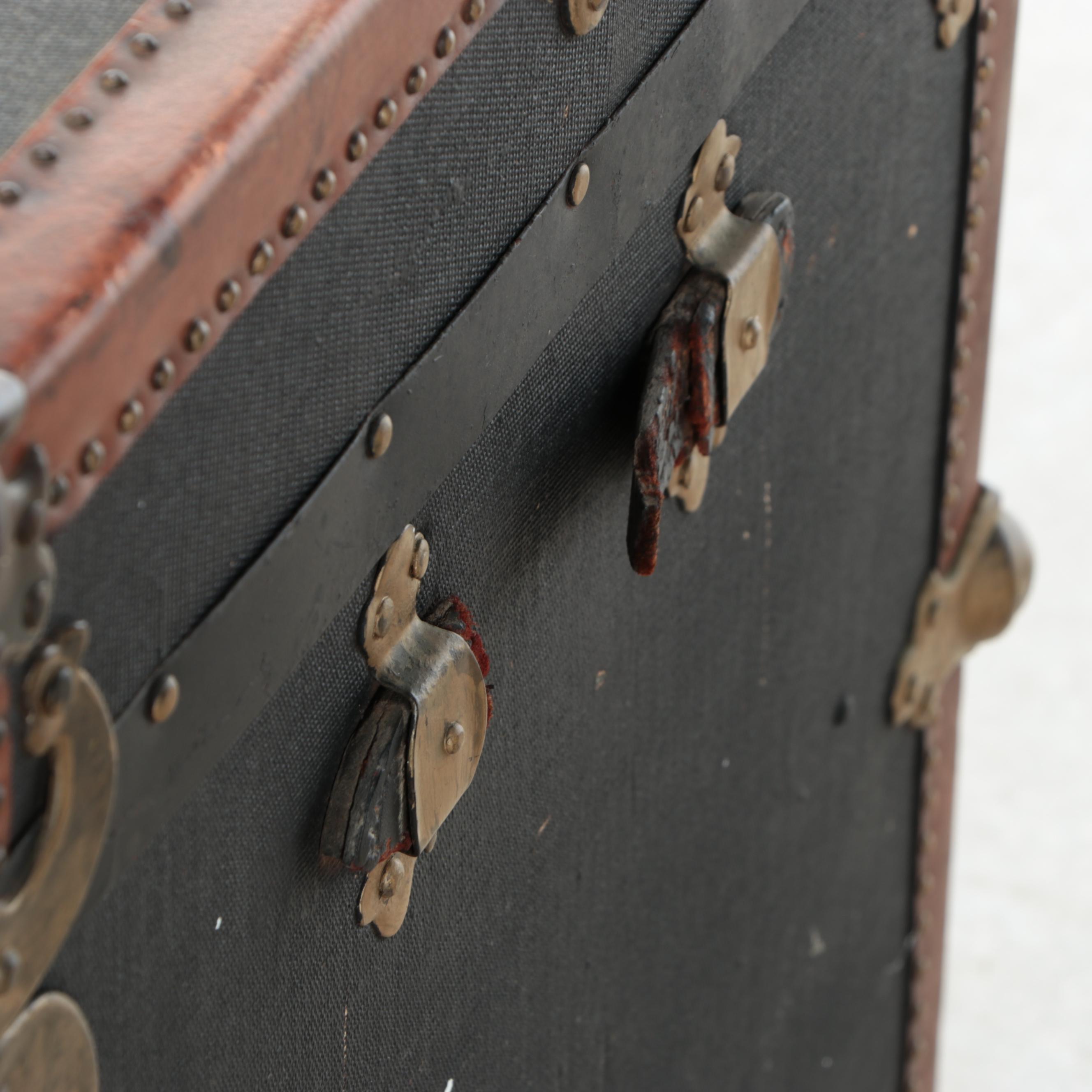 Yale & Towne Mfg. Co. Antique Steamer Trunk