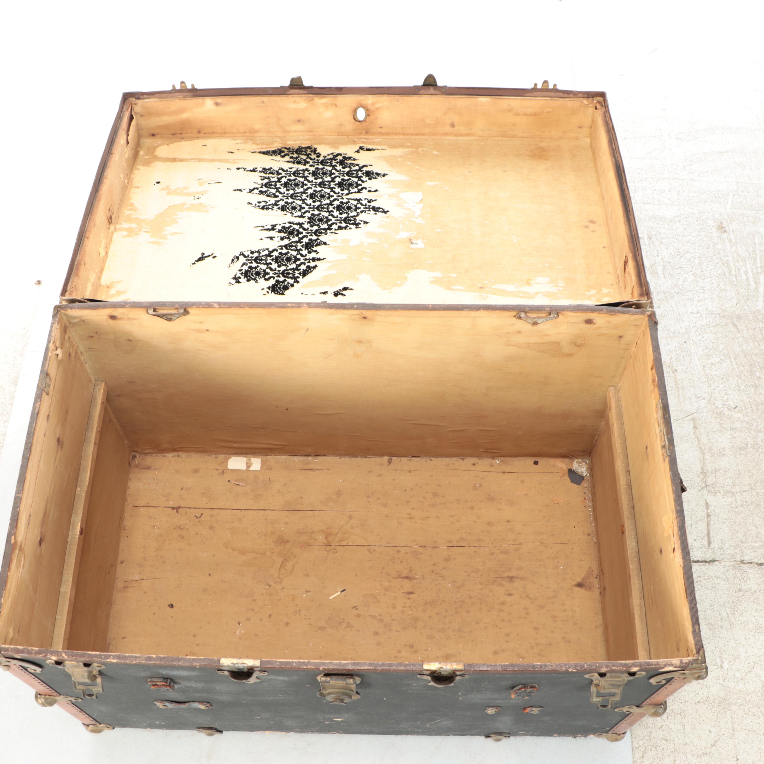 Yale & Towne Mfg. Co. Antique Steamer Trunk