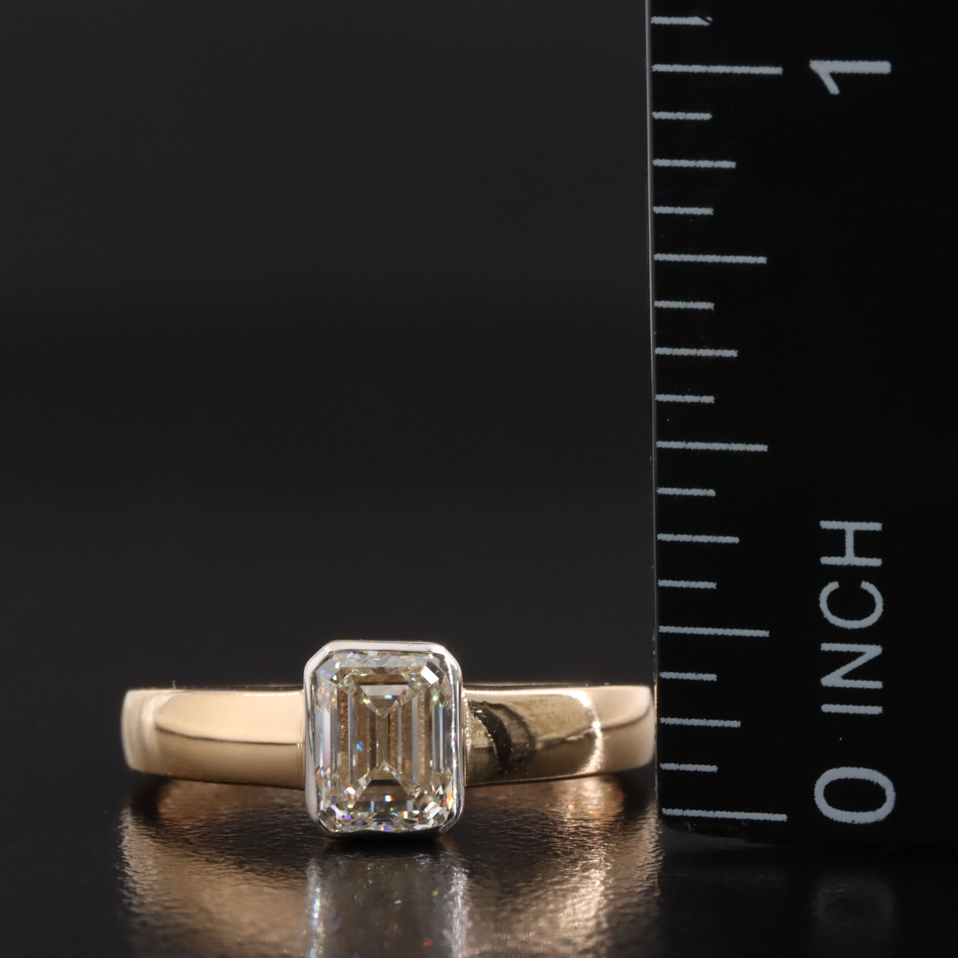 18K 1.00 CT Internally Flawless Diamond Solitaire Ring with GIA Report