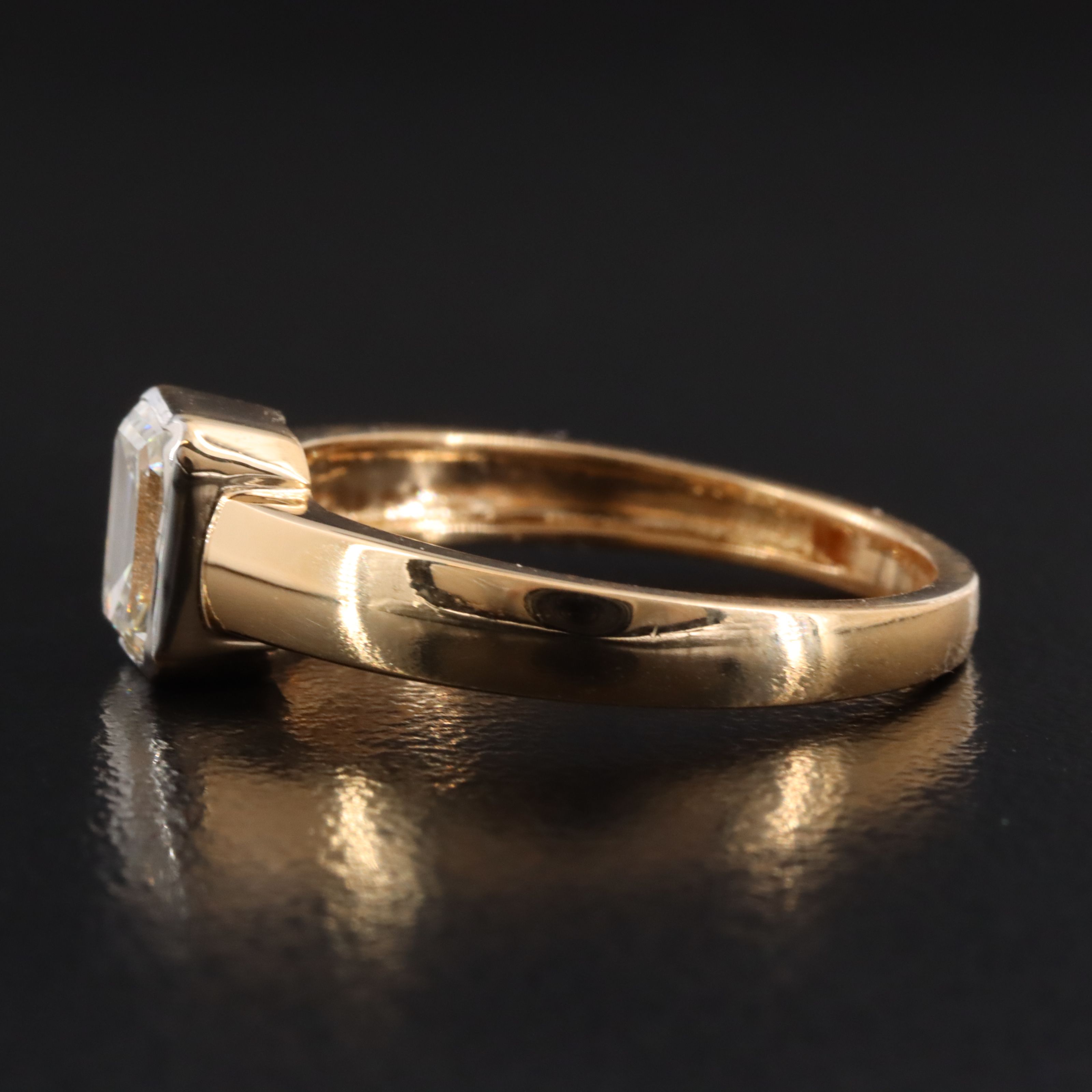 18K 1.00 CT Internally Flawless Diamond Solitaire Ring with GIA Report