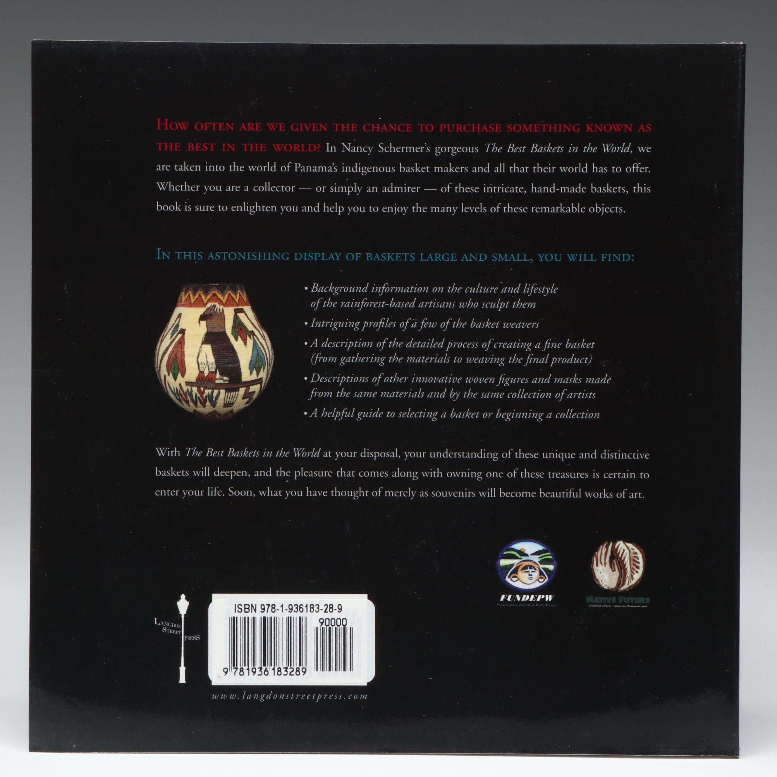 Panamanian Emberá-Wounaan Plant Fiber Basket with Reptiles and Tropical Birds