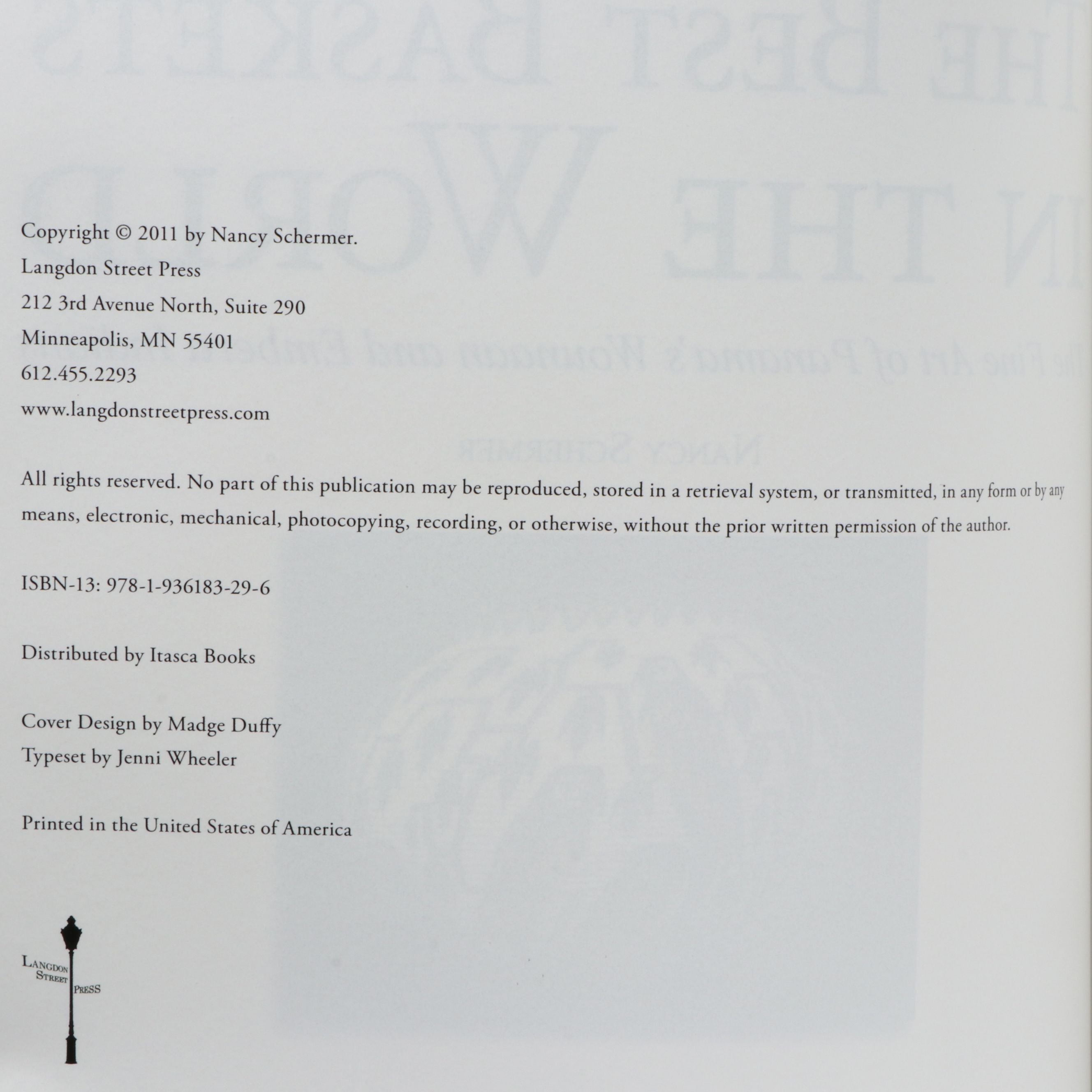 Panamanian Emberá-Wounaan Plant Fiber Basket with Reptiles and Tropical Birds