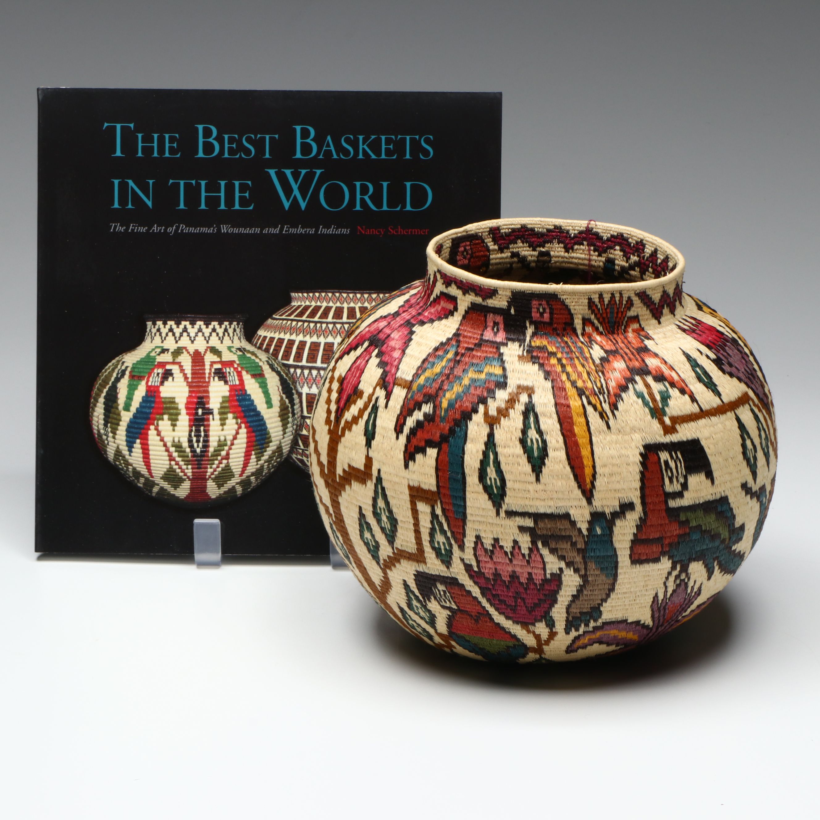 Panama Wounaan Chunga Fiber and Nahuala Basket