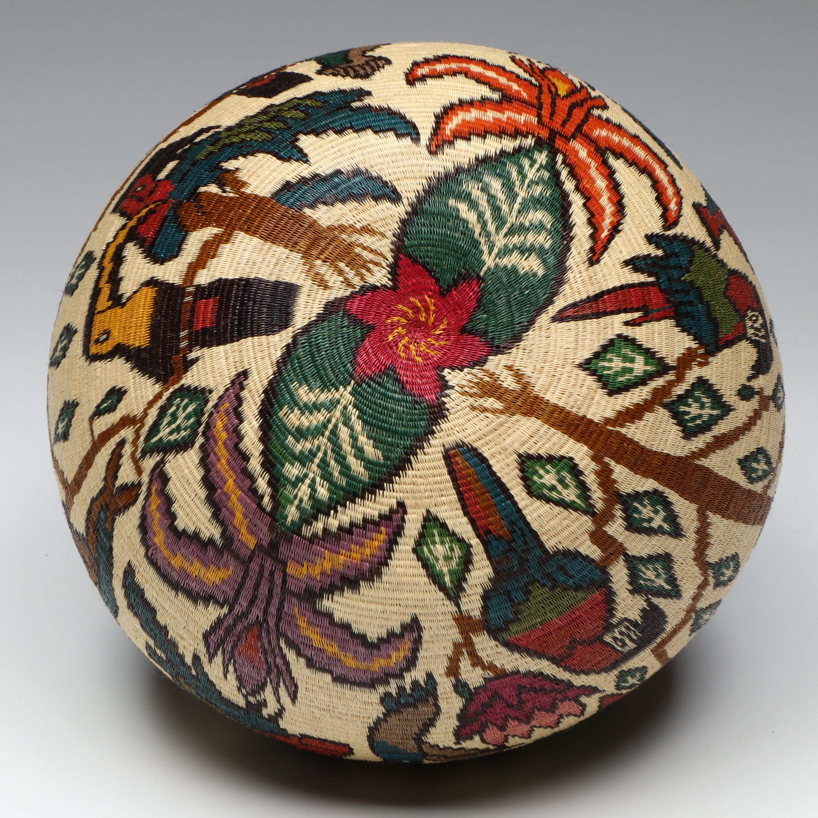 Panama Wounaan Chunga Fiber and Nahuala Basket