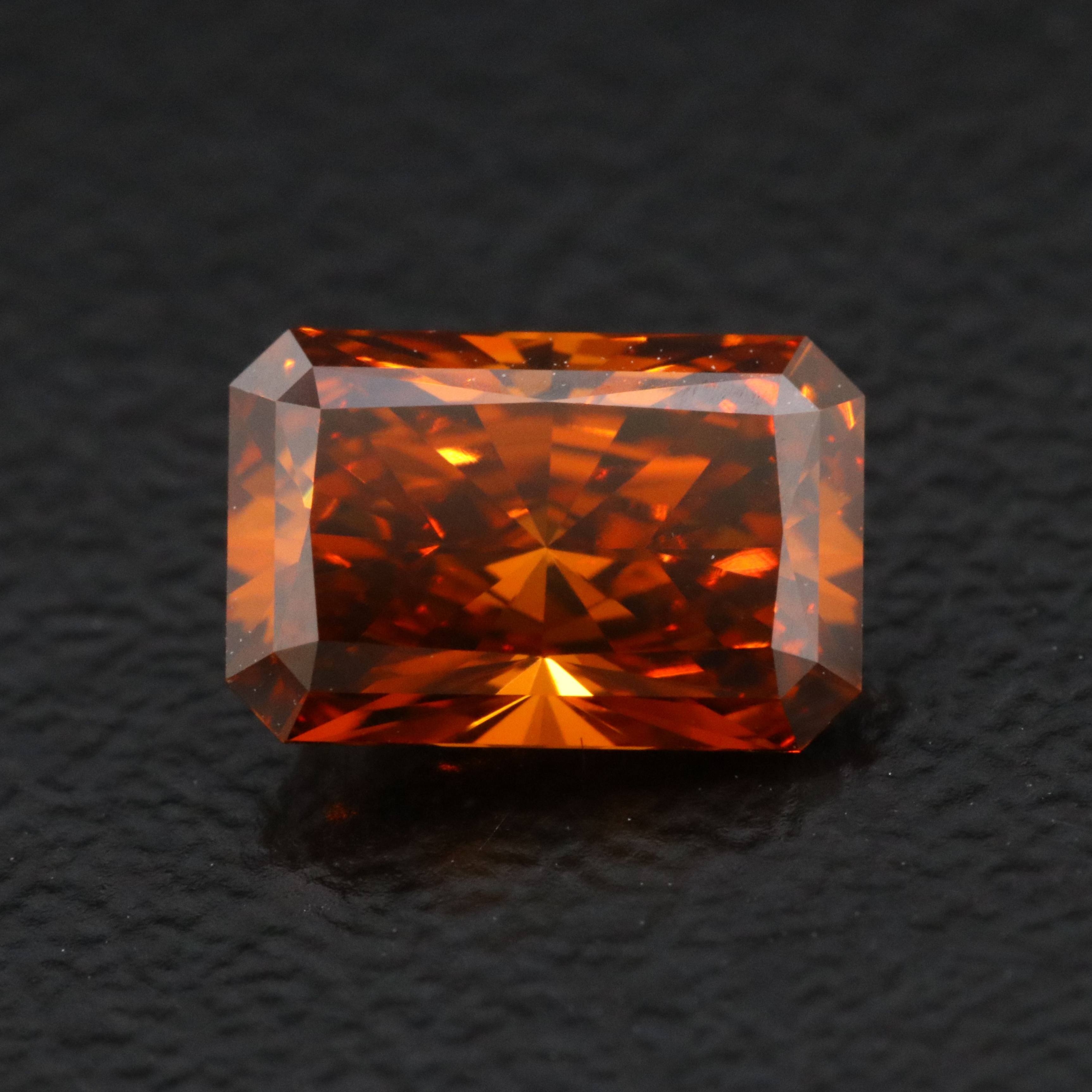 Loose 1.00 CT Lab Grown Fancy Orange Diamond with IGI Report