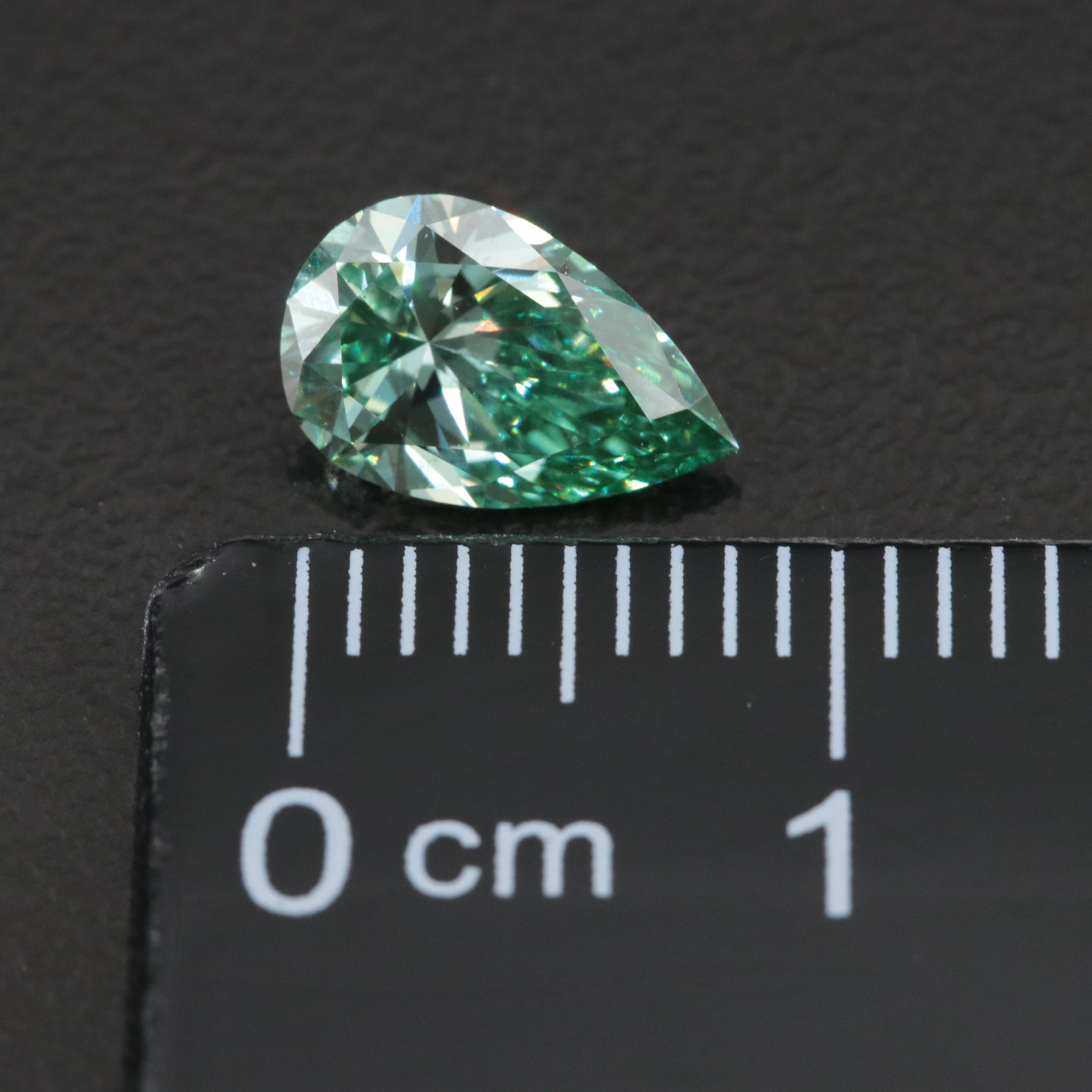 Loose 1.01 CT Lab Grown Fancy Green Diamond with IGI Report