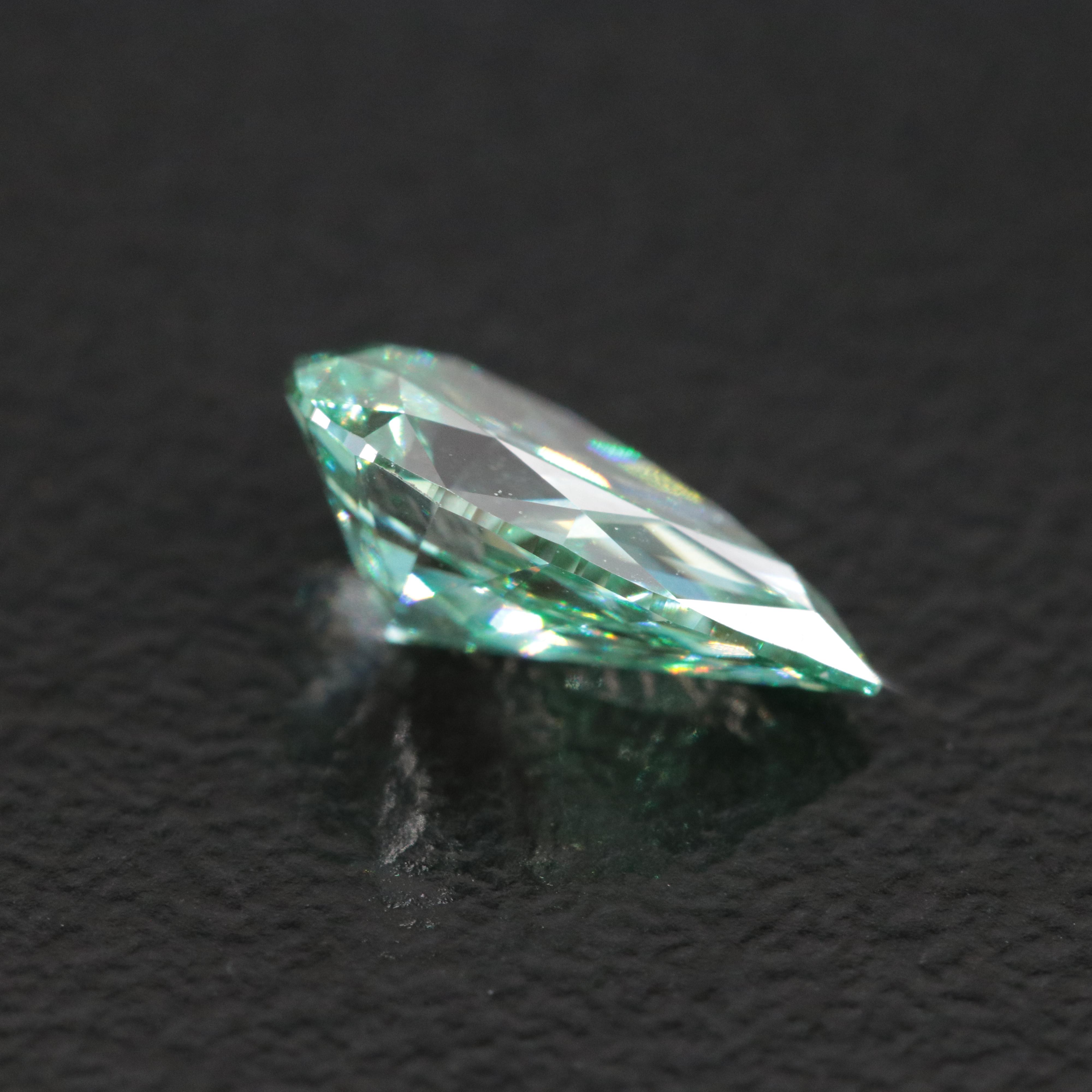 Loose 1.01 CT Lab Grown Fancy Green Diamond with IGI Report